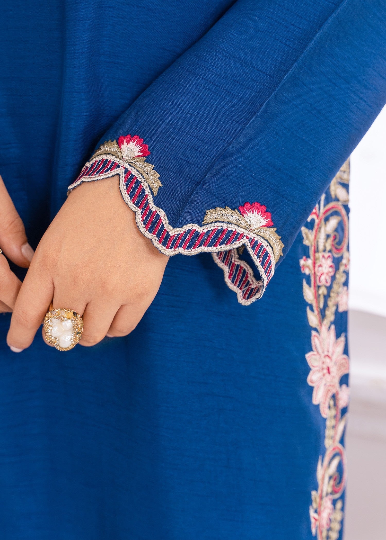 Rang-e-Haya Elara (Royal Blue)