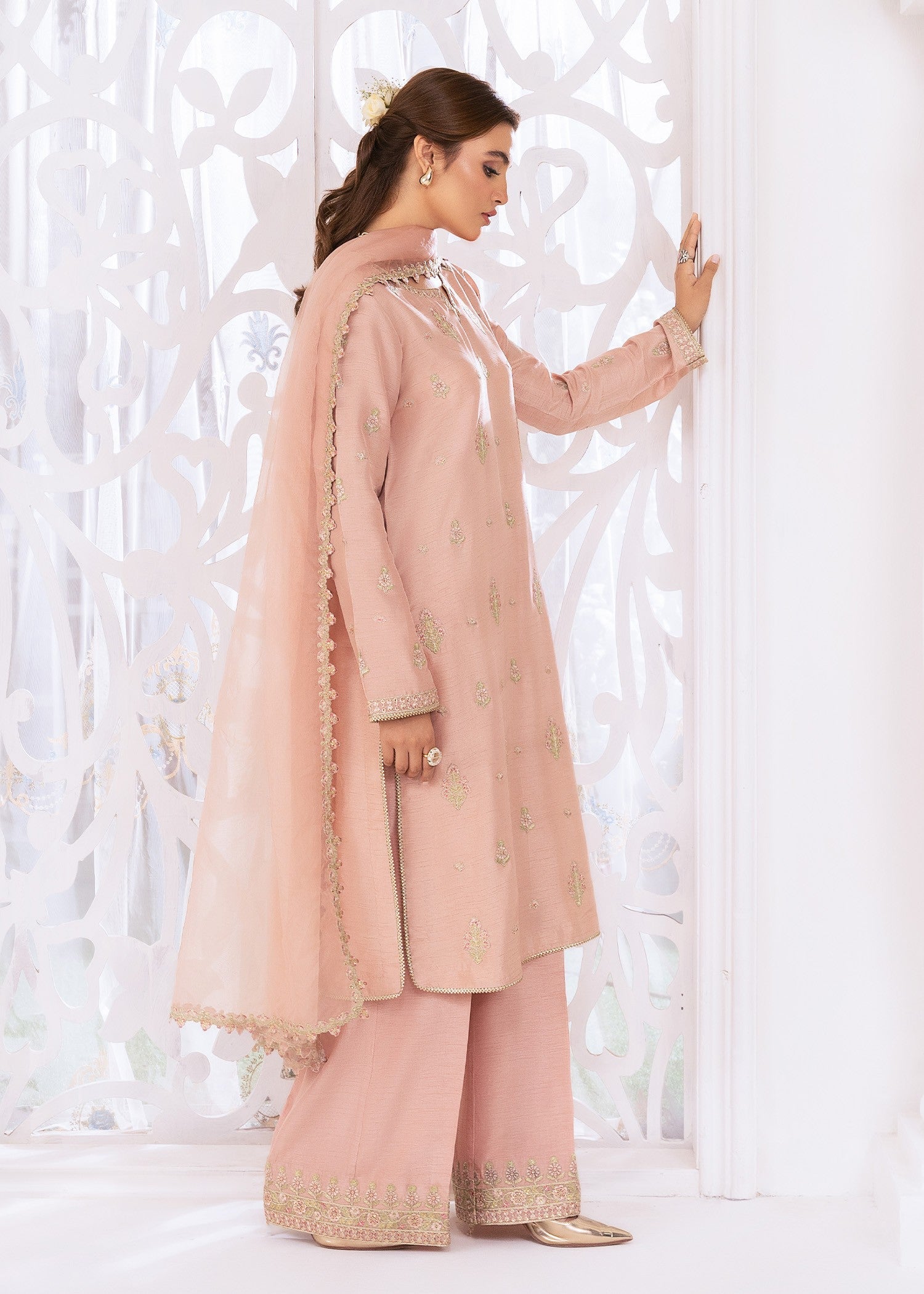Rang-e-Haya Luminara (Peach)