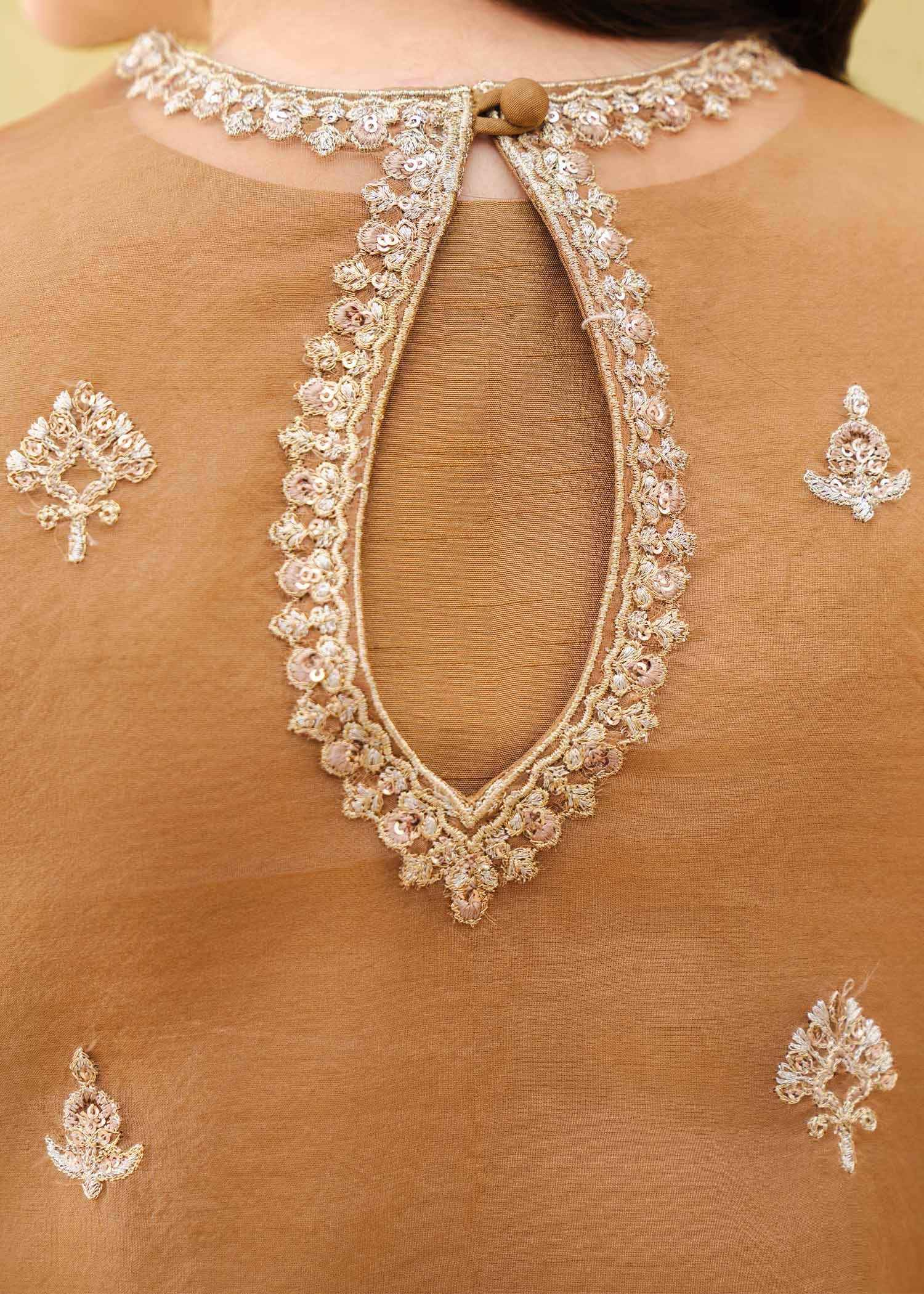Rang-e-Haya Mia (Champagne)