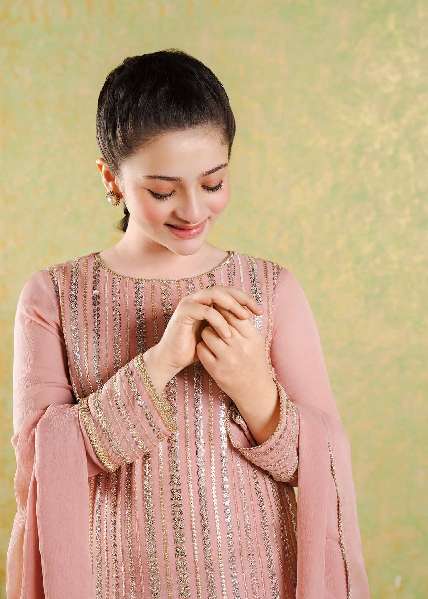 Rang-e-Haya Mimi (Peachy Pink)