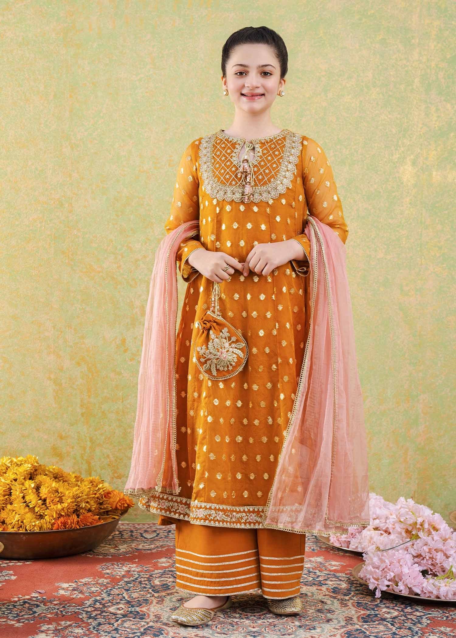 Rang-e-Haya Habi (Mustard)