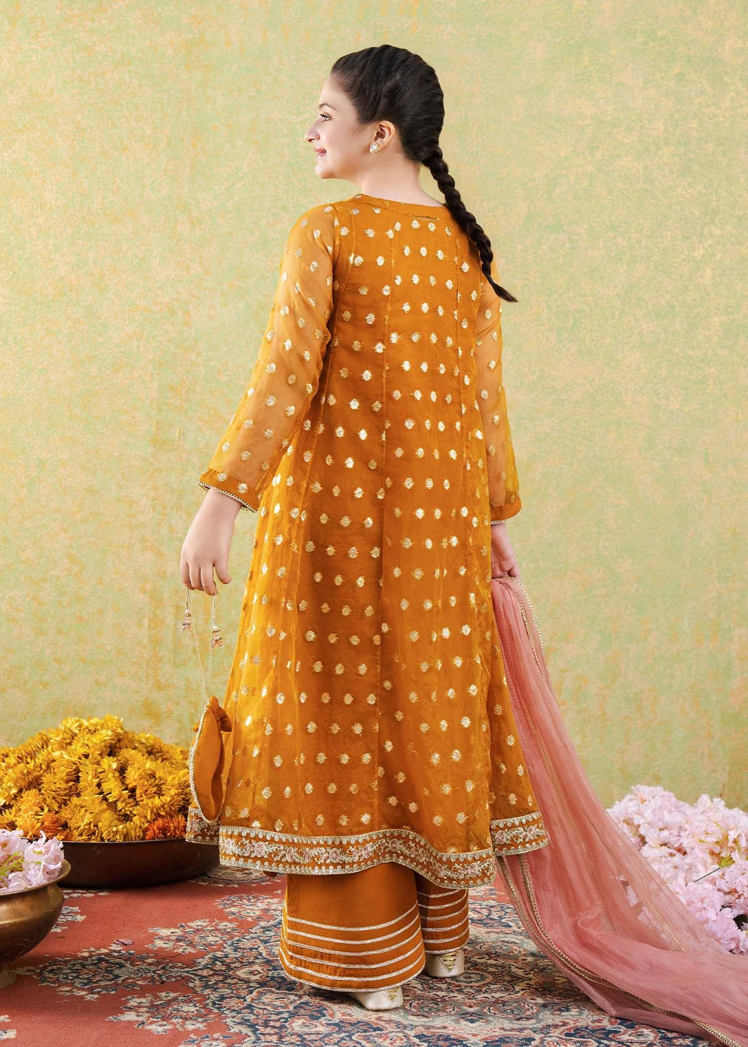 Rang-e-Haya Habi (Mustard)