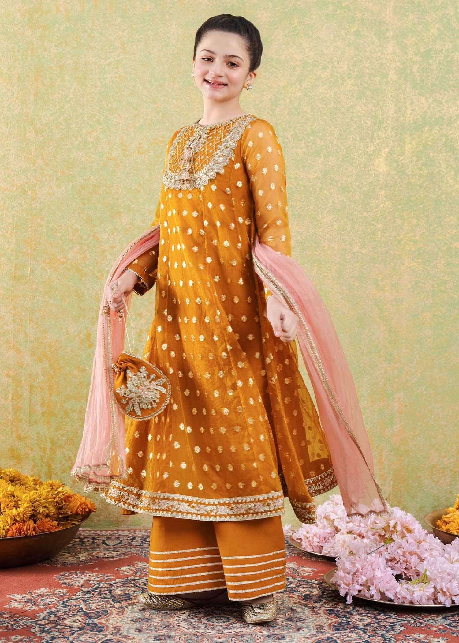 Rang-e-Haya Habi (Mustard)