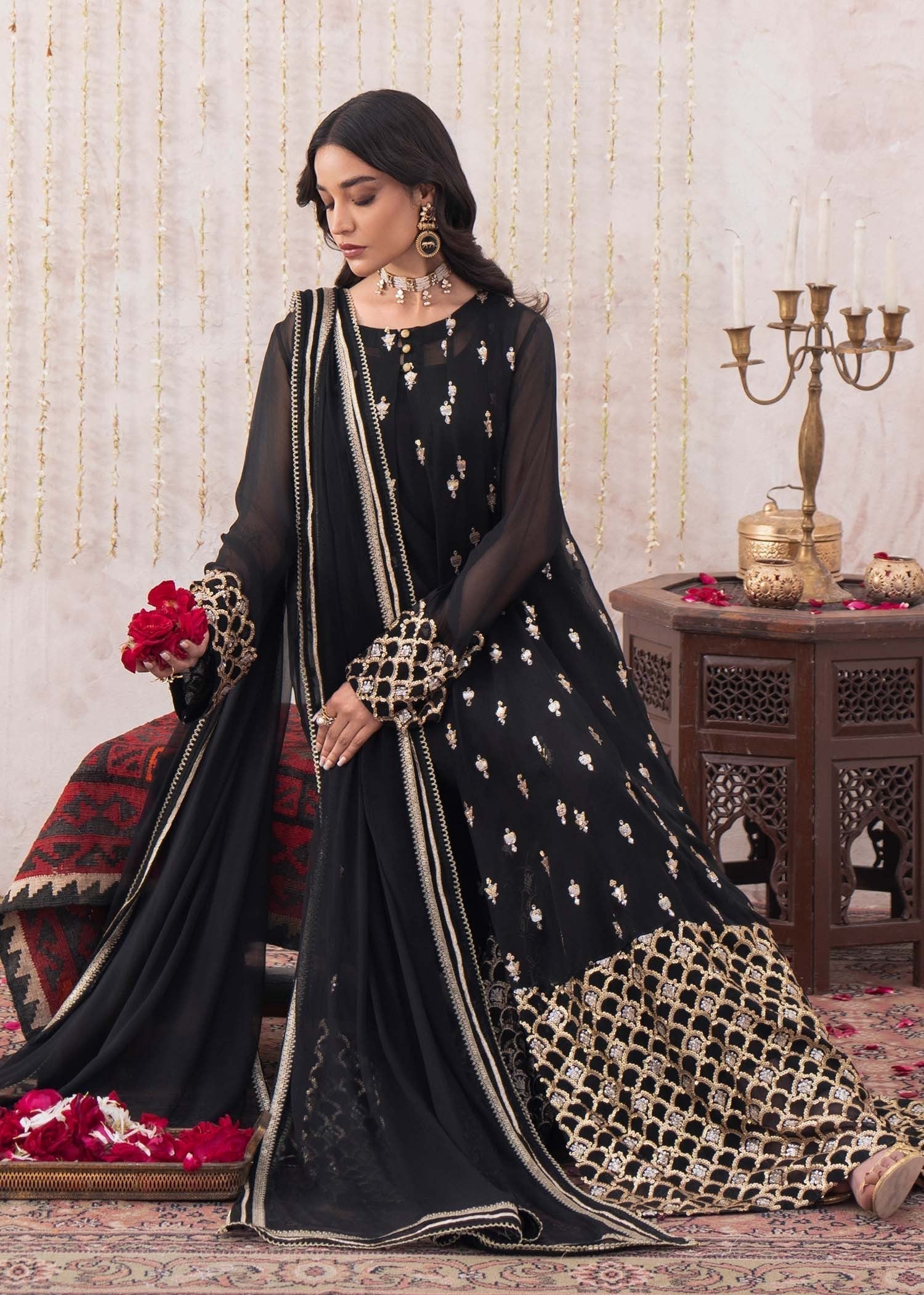 Rang-e-Haya Sunghar (Black)