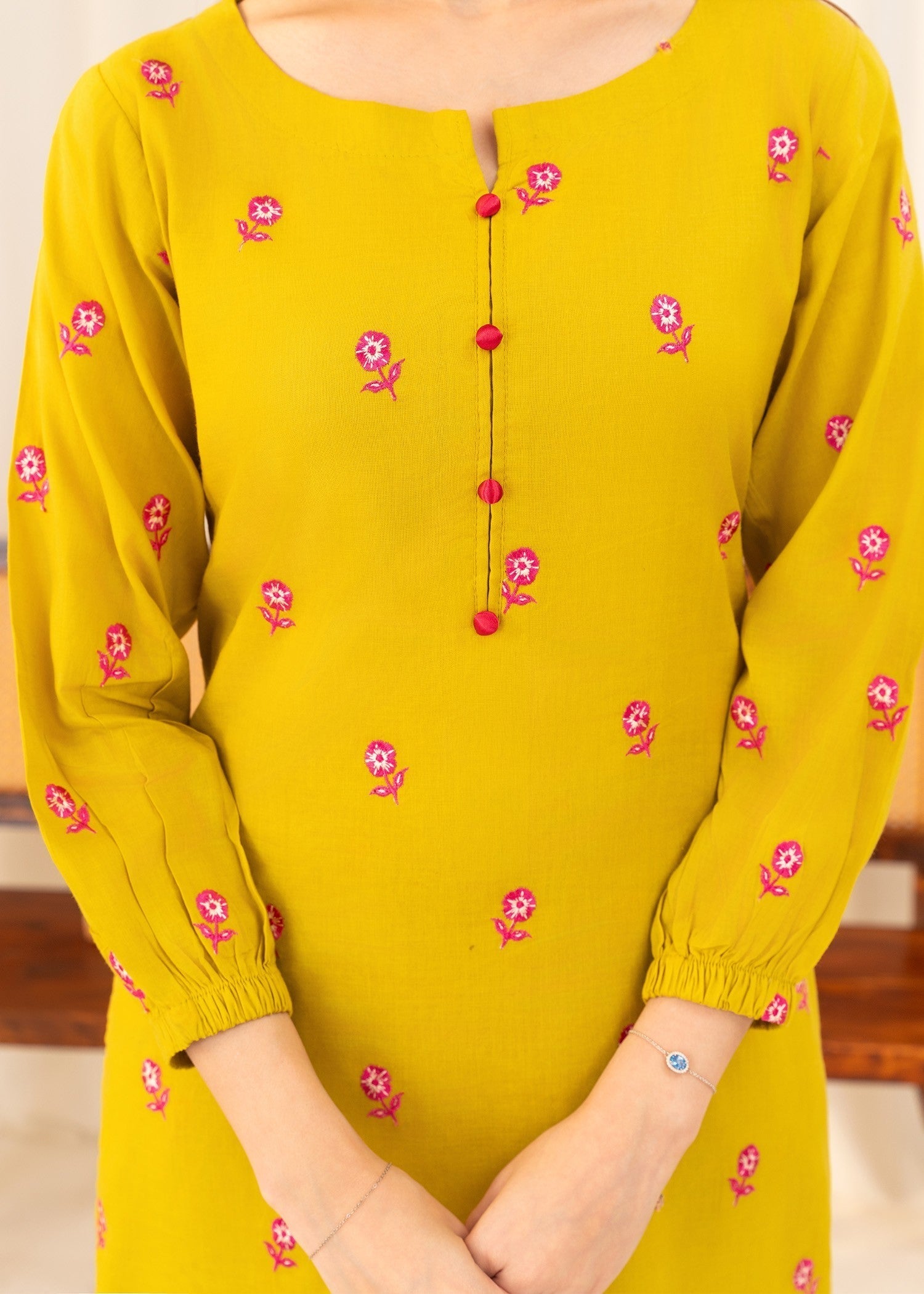 NOOR004