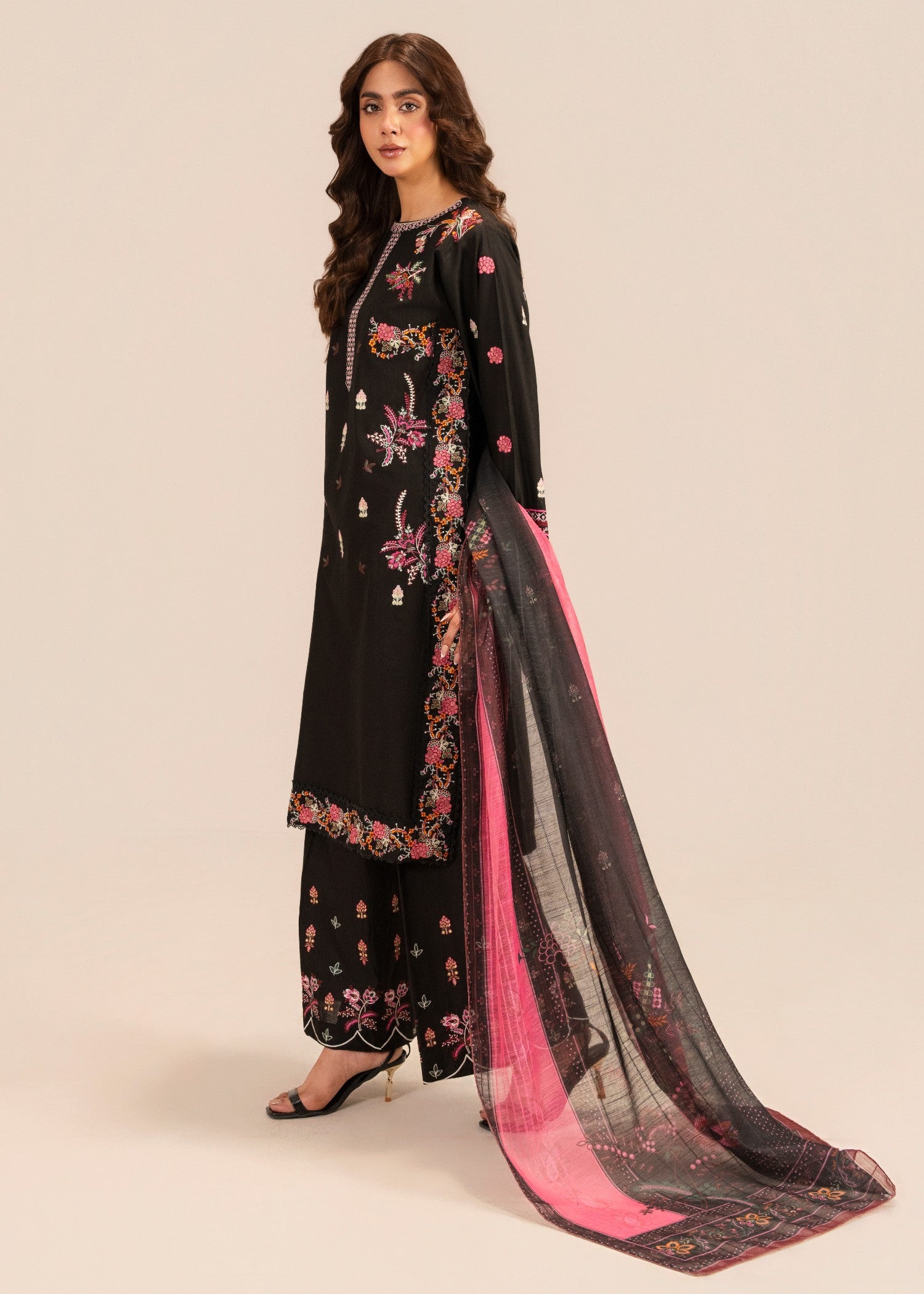 Sahibas By Mirza Huda Black