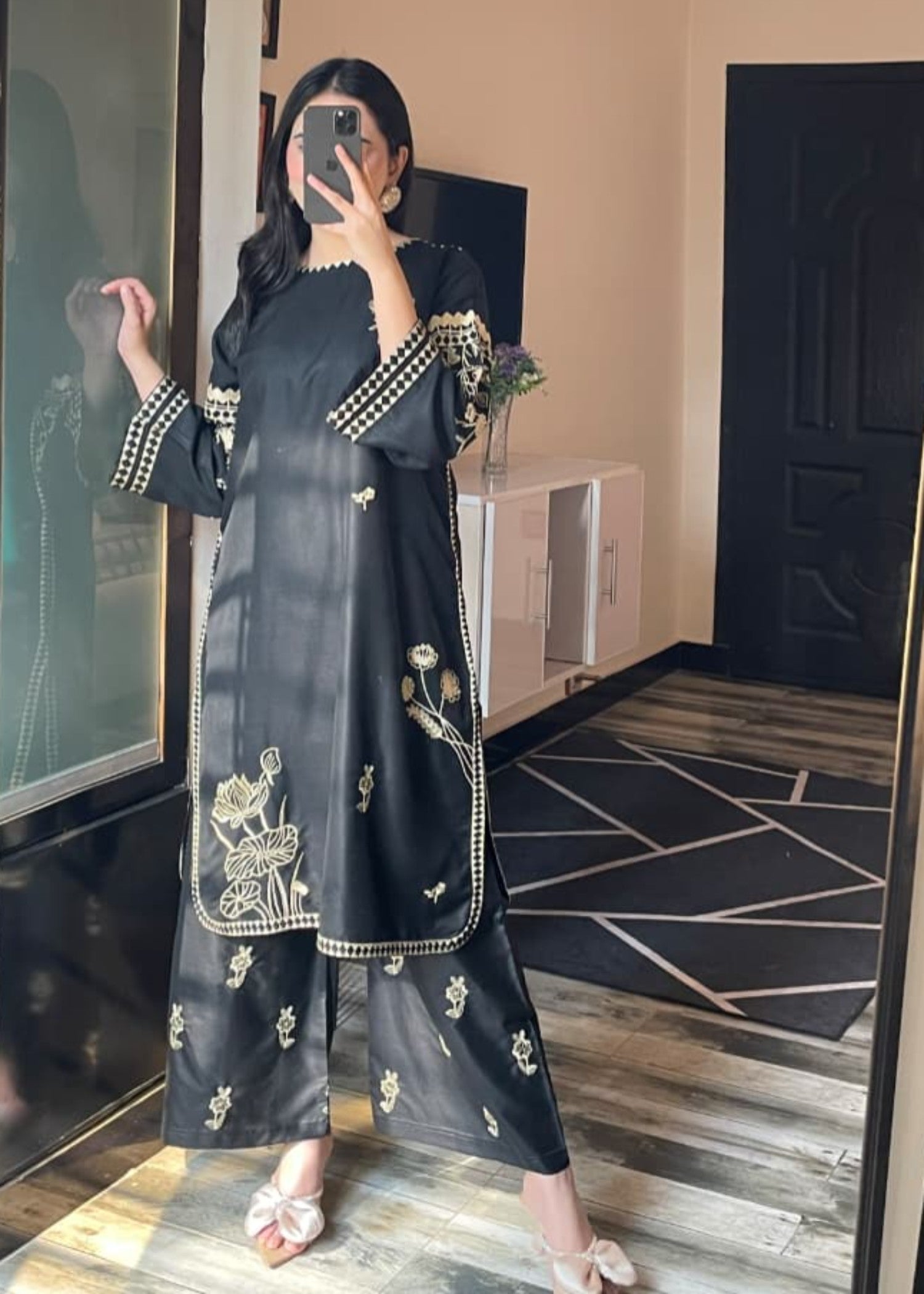 Tehzeeb Libas MAYA EMBROIDERED 2PC