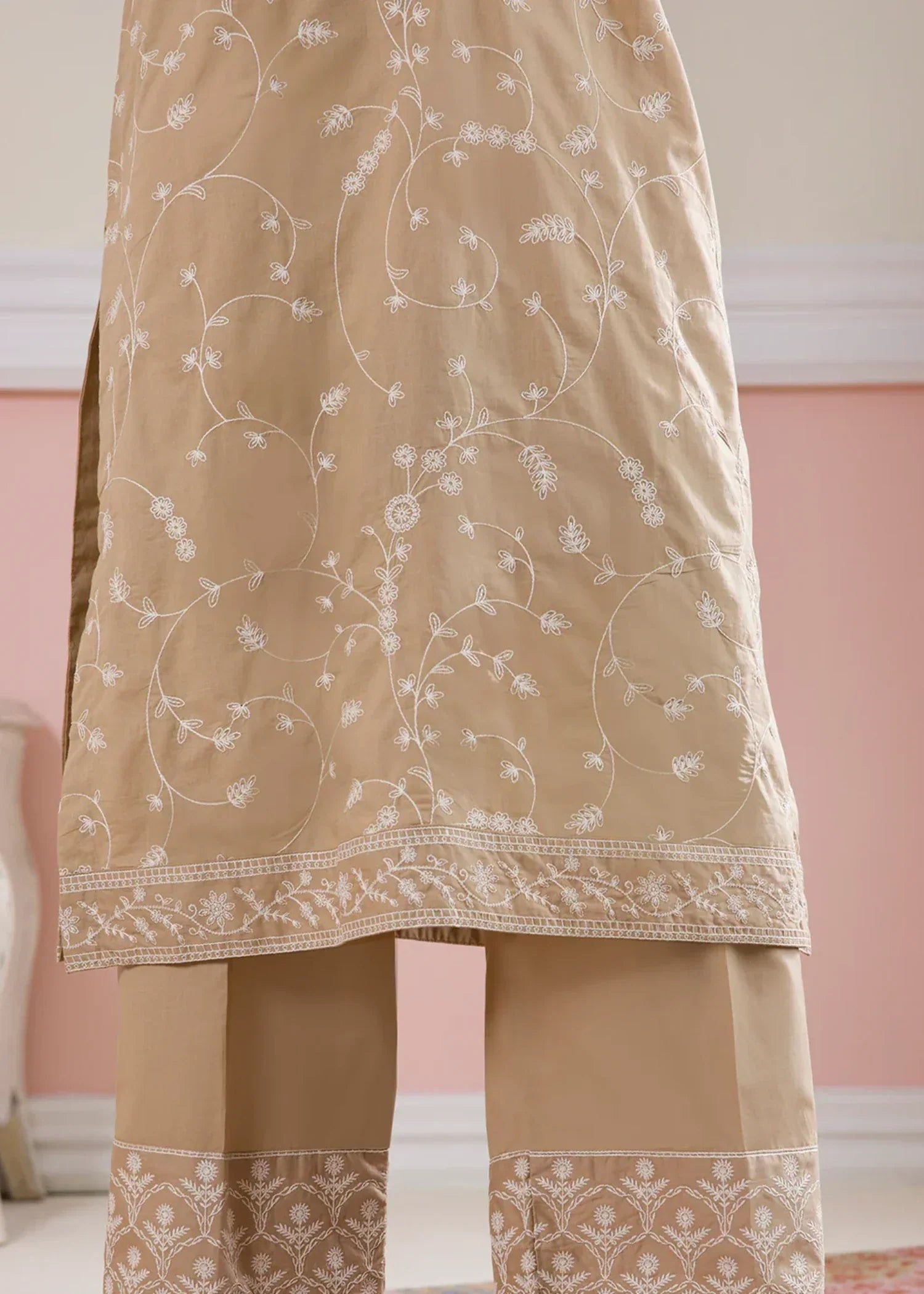 Zellbury WPS2522600- Sand Brown