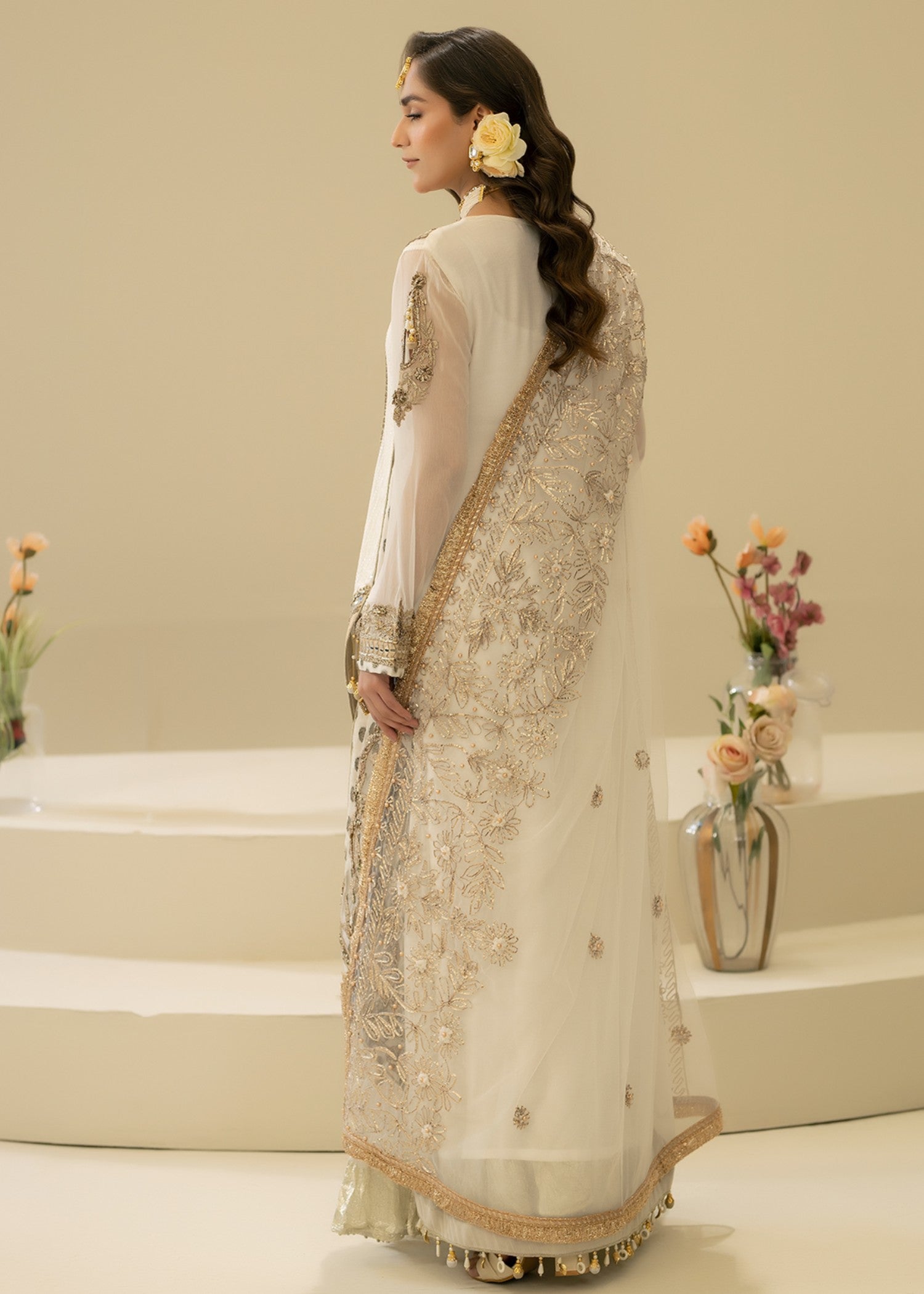 KB By Zufiqar Malik M-109 White