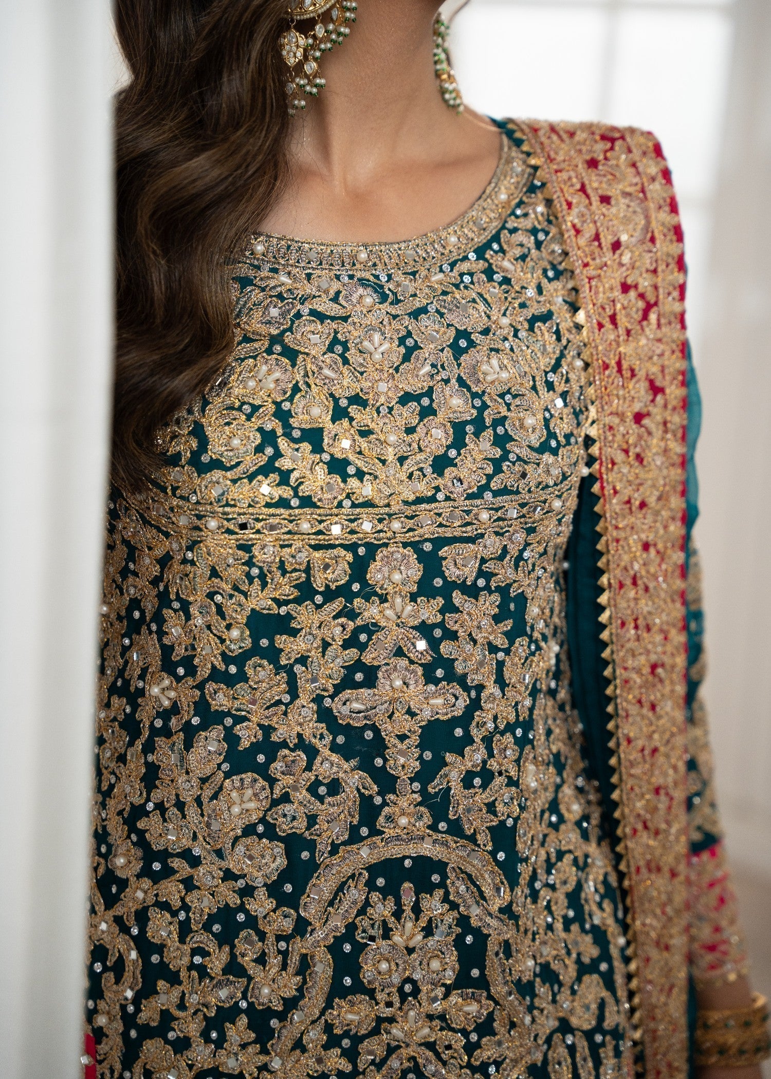 VANEEZA-1