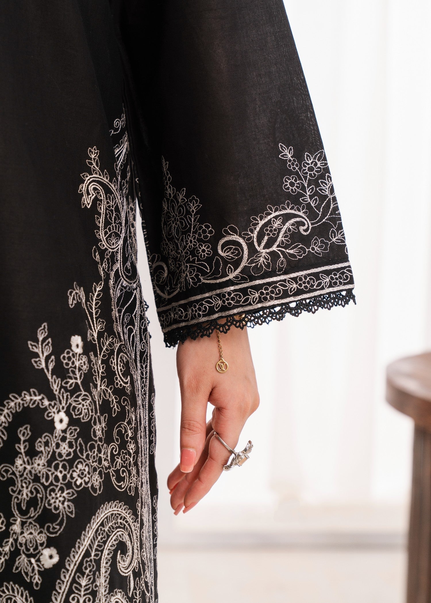 Sahibas By Mirza Khoobsurat Black
