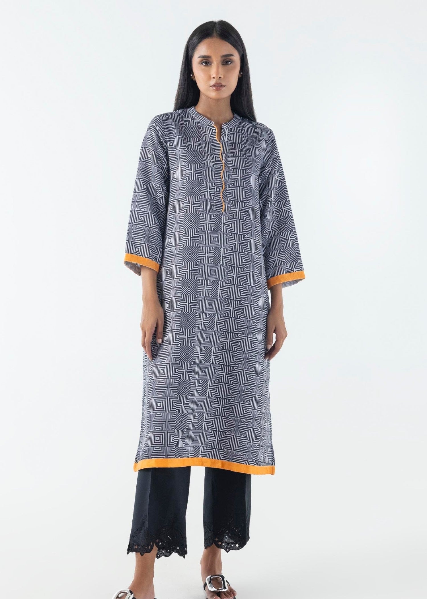 Stitched Basic Printed Shirt - FW24BSP118