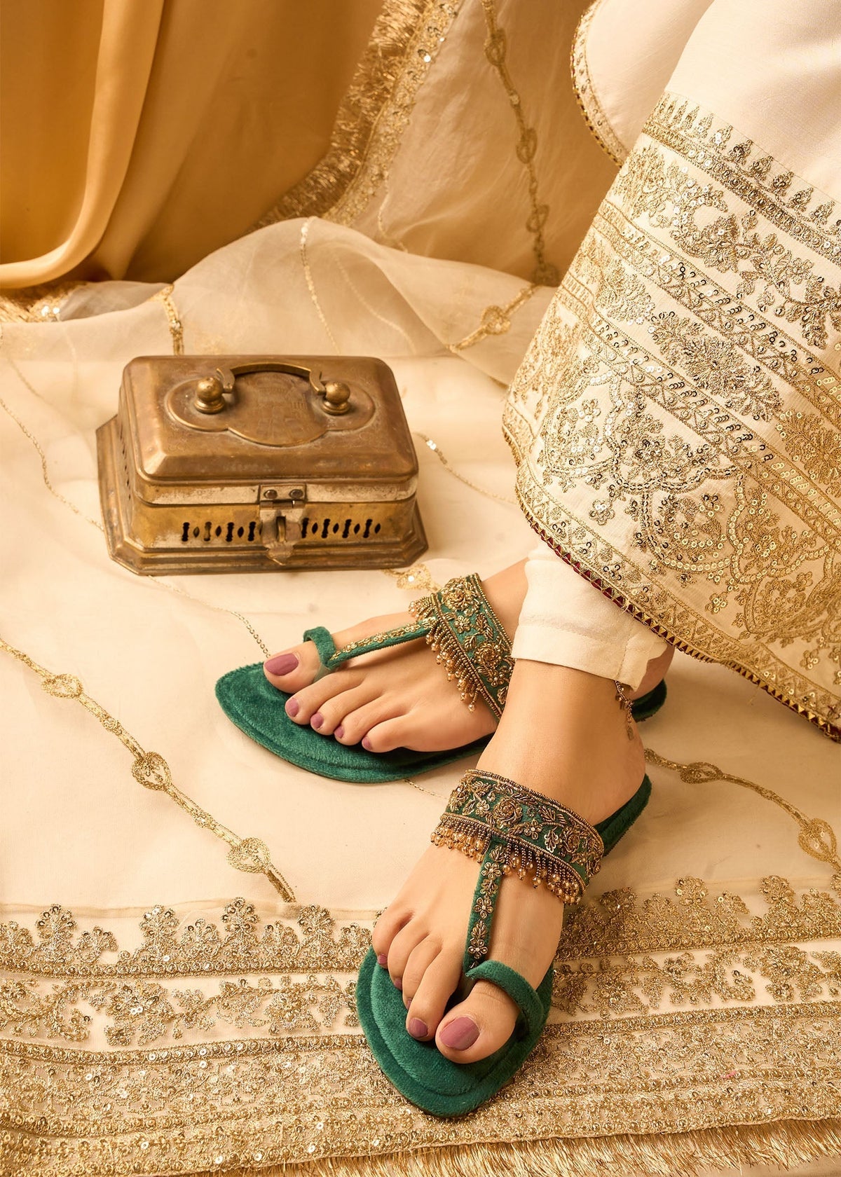 MANJHLI-GREEN-1