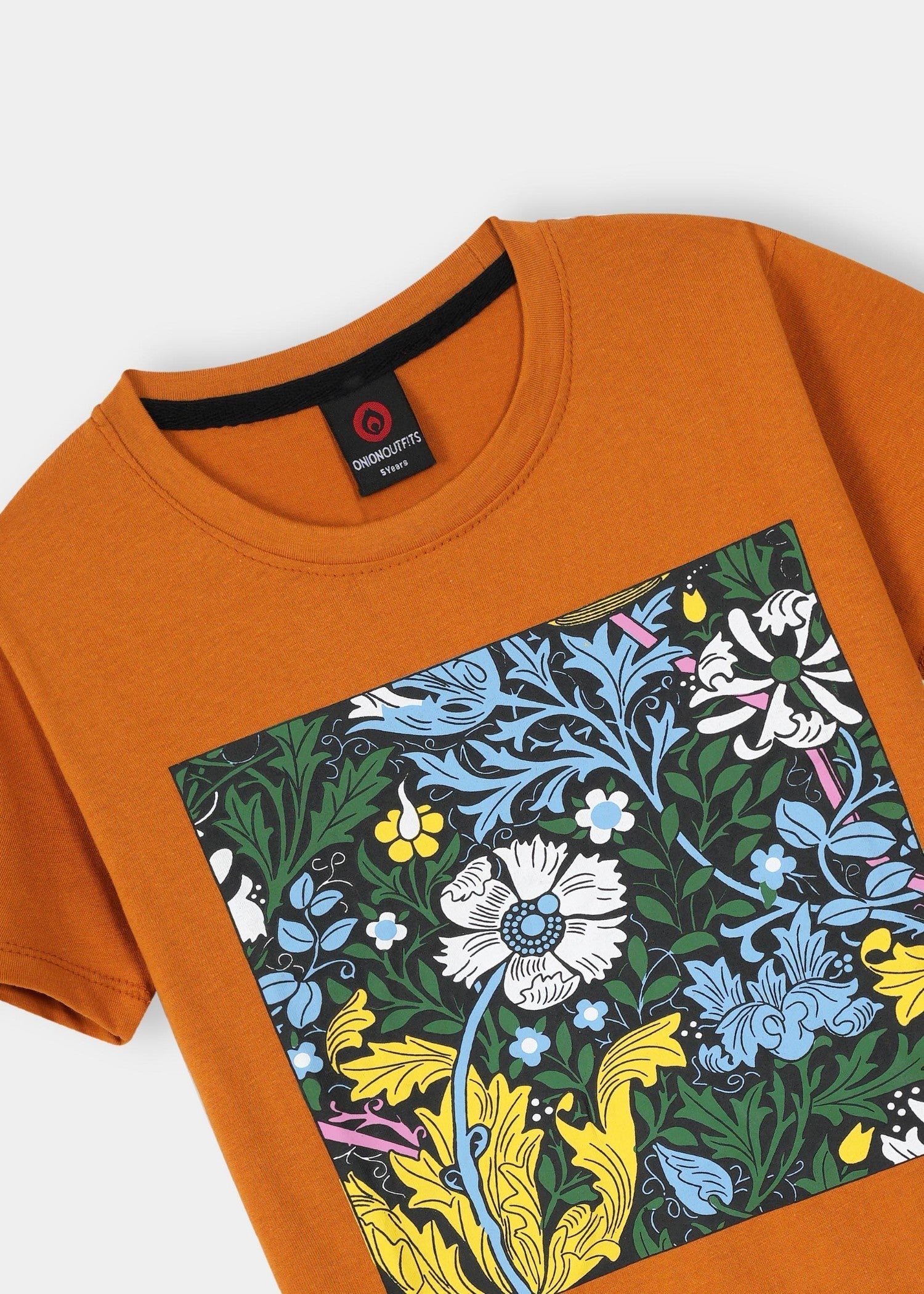 FLOWERS-PRINT-T-SHIRT