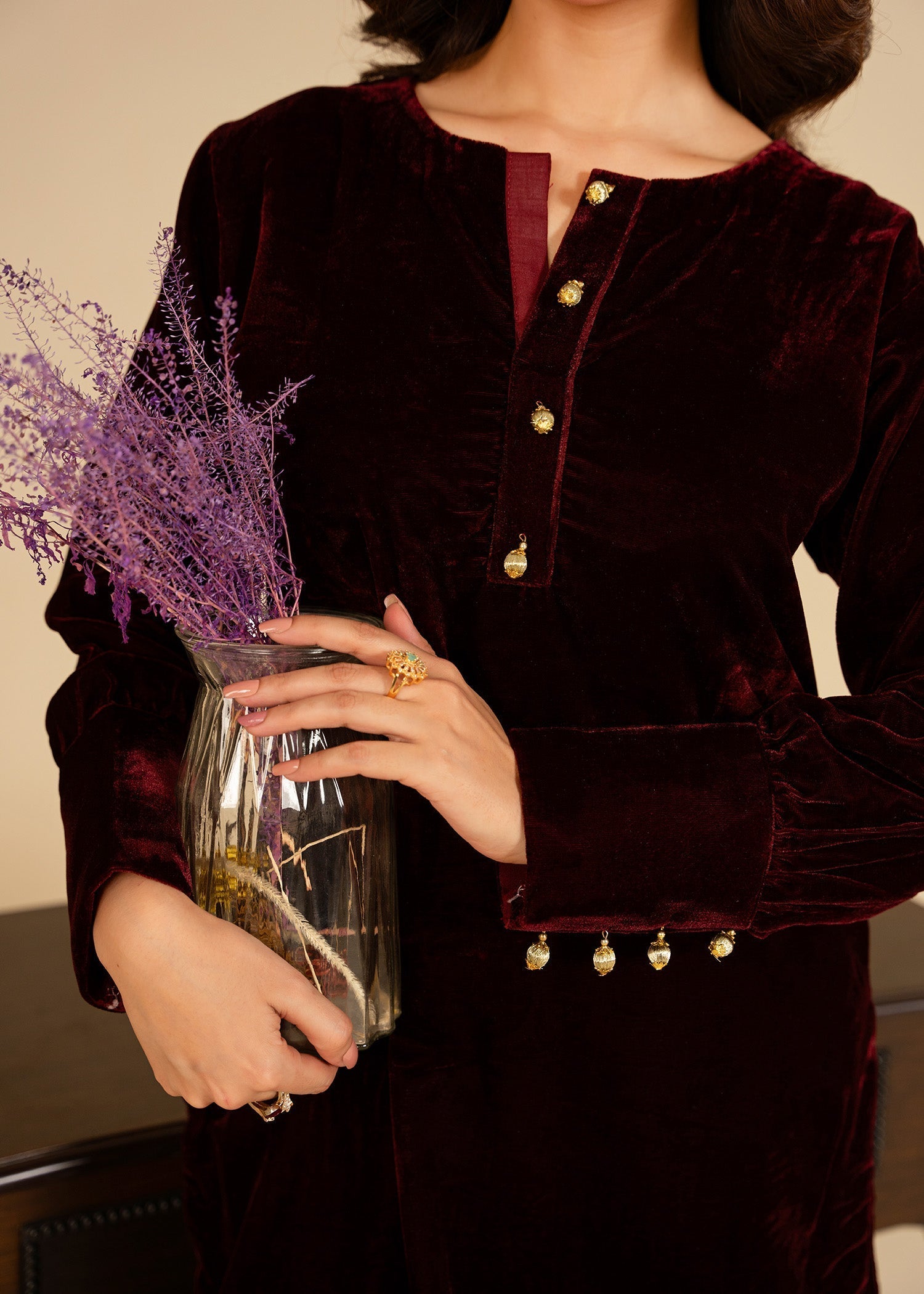 MAROON-LUXE-1