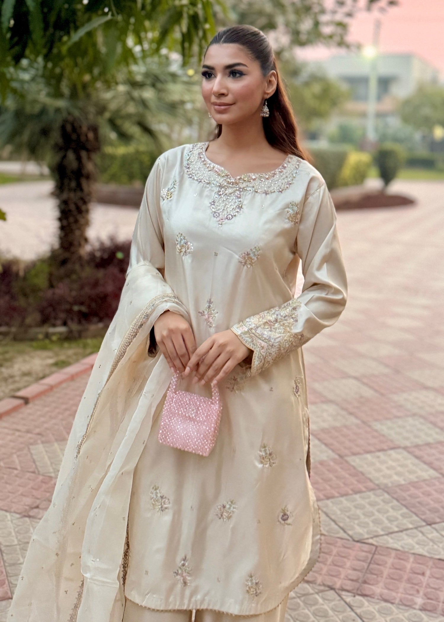 MARWA-WHITE