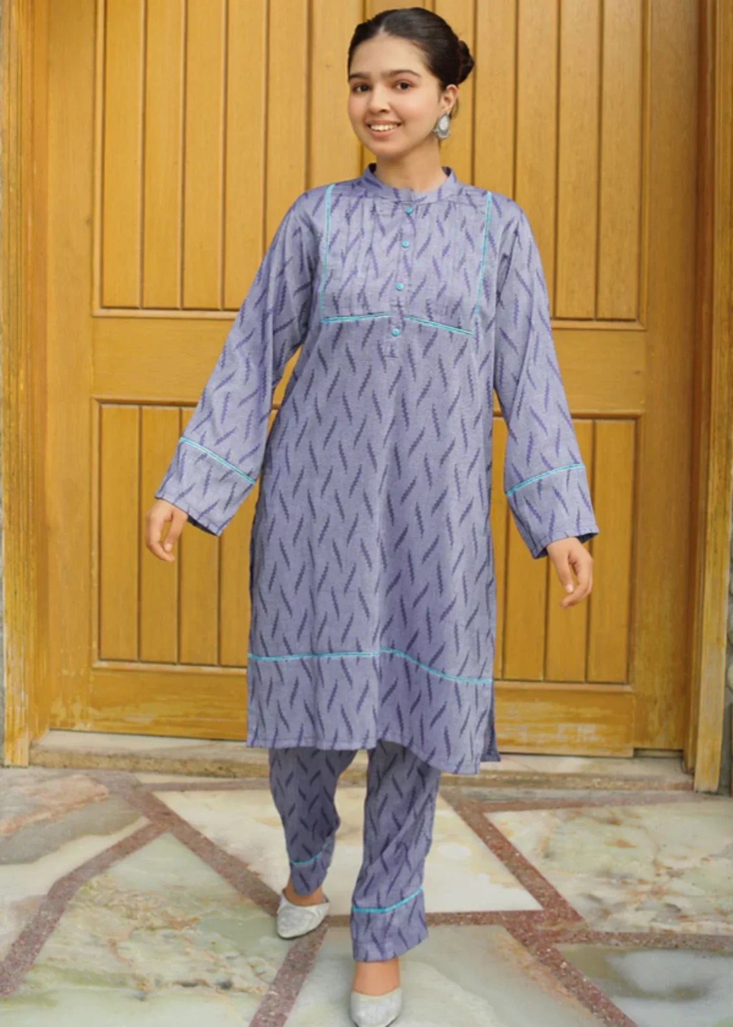 CHAMBRAY-COTTON-EMBELLISHED-2-30 - Pc Suit Sc