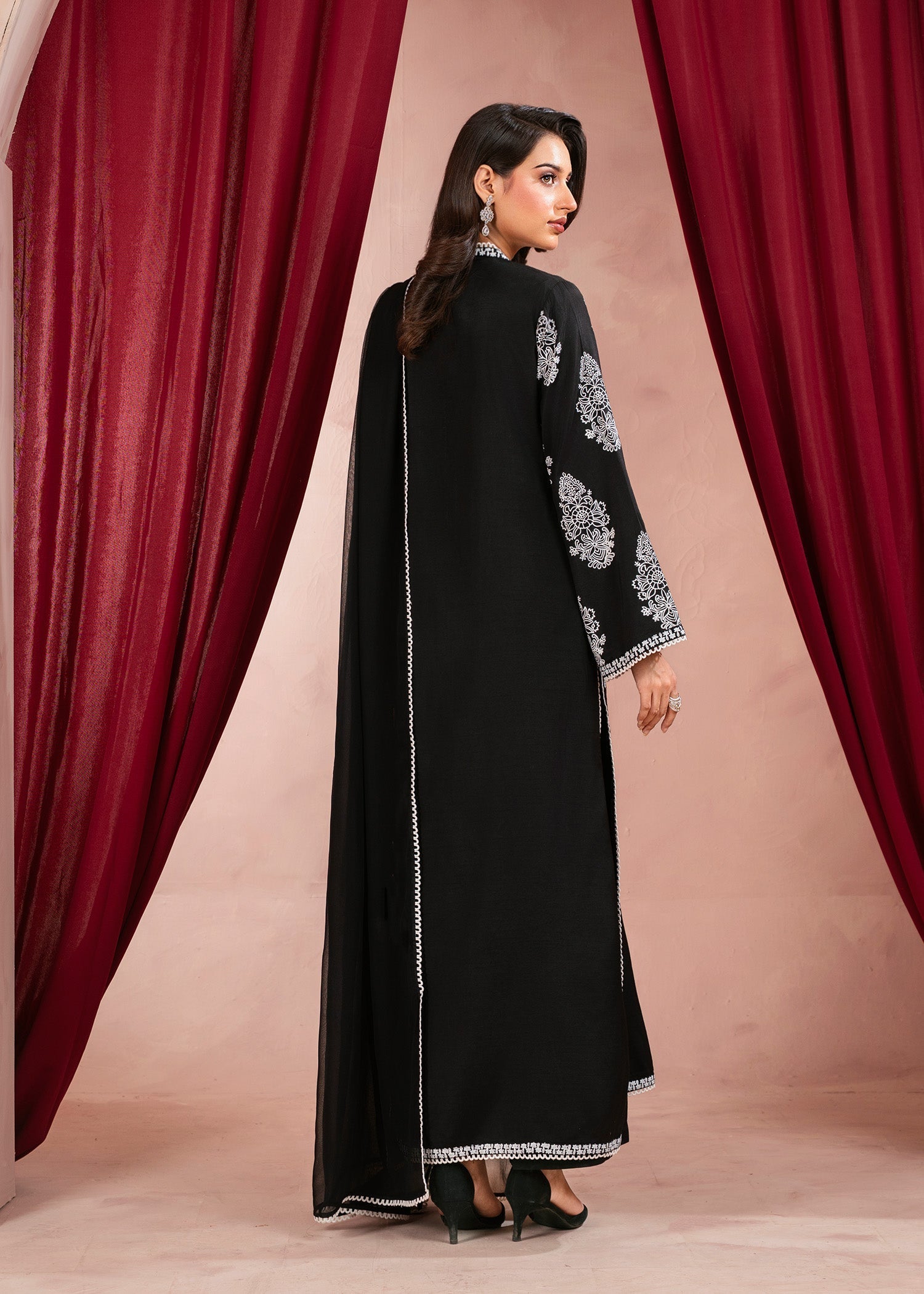 Rang-e-Haya Dew Drop (Black)