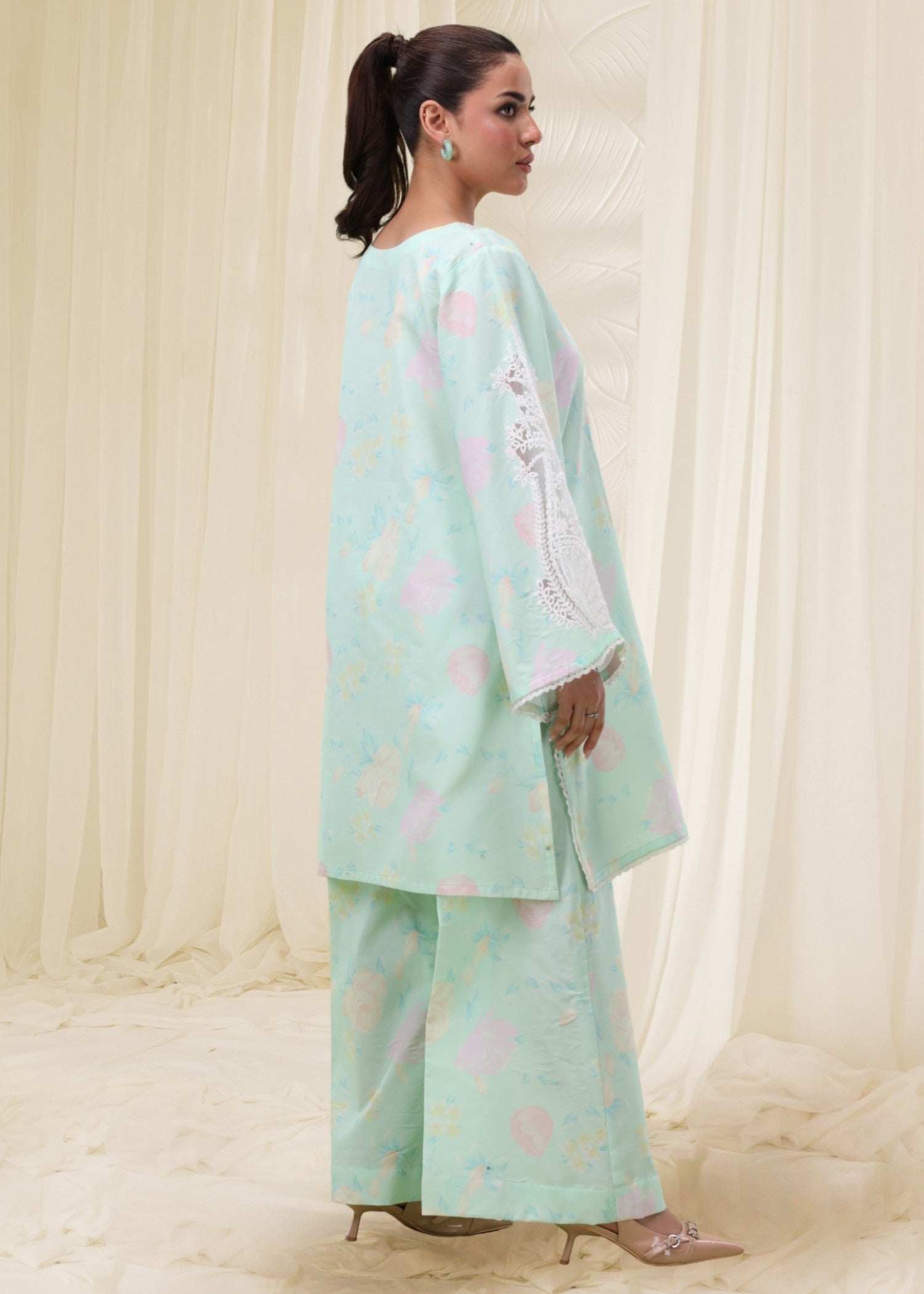Mohagni LP-13 2PC LAWN STITCHED