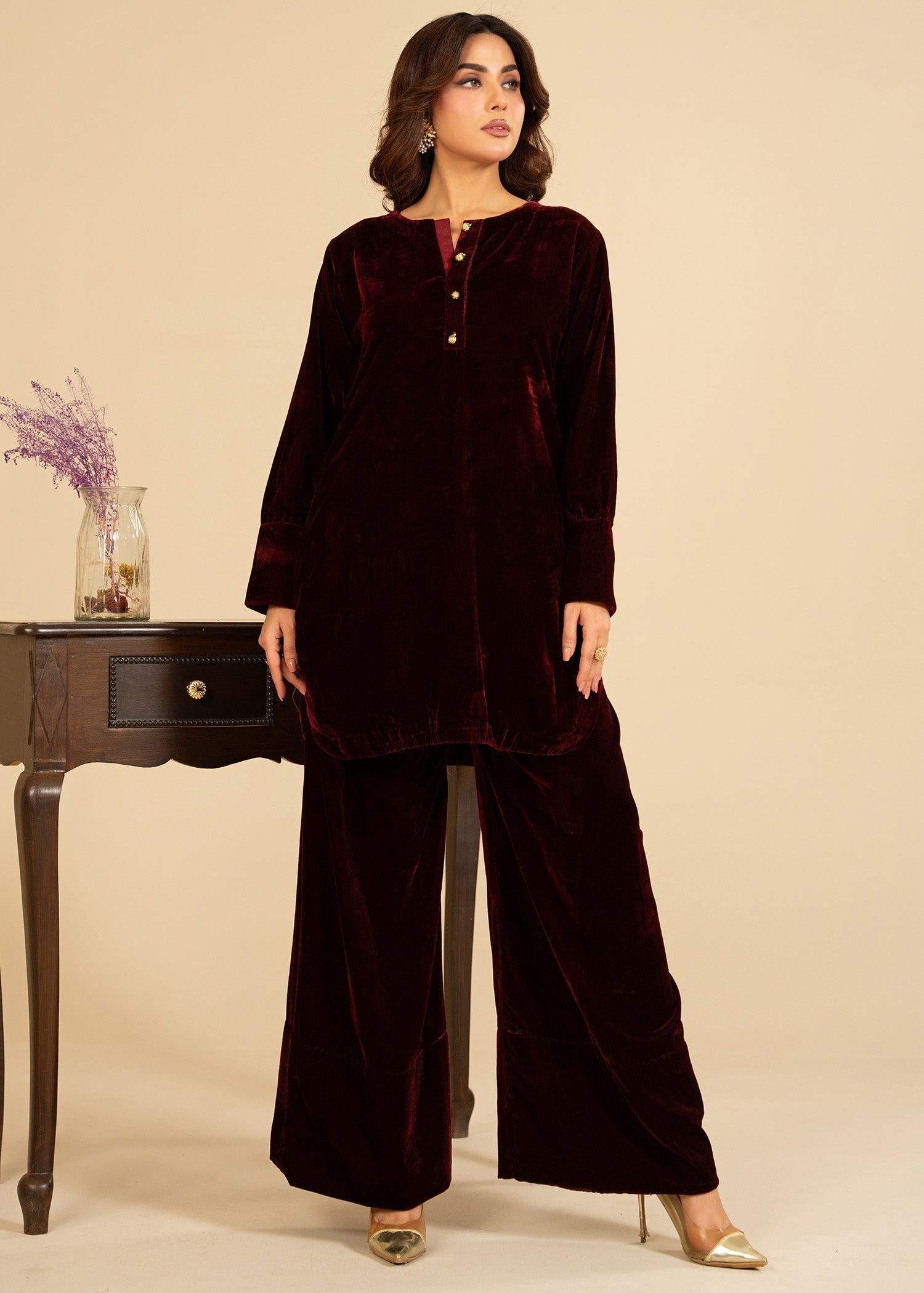 MAROON-LUXE-1
