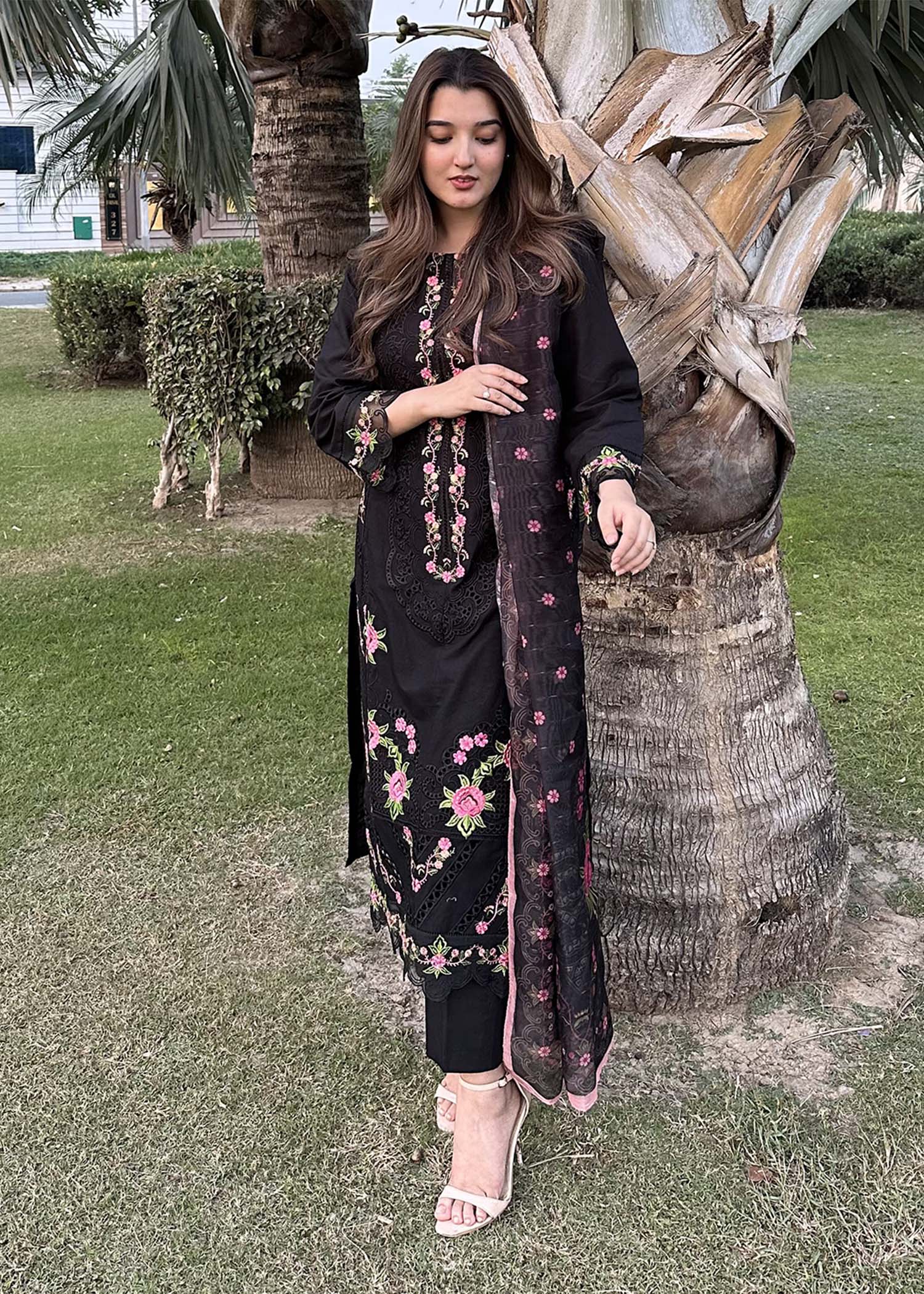 Lawn Kurta Set in Black