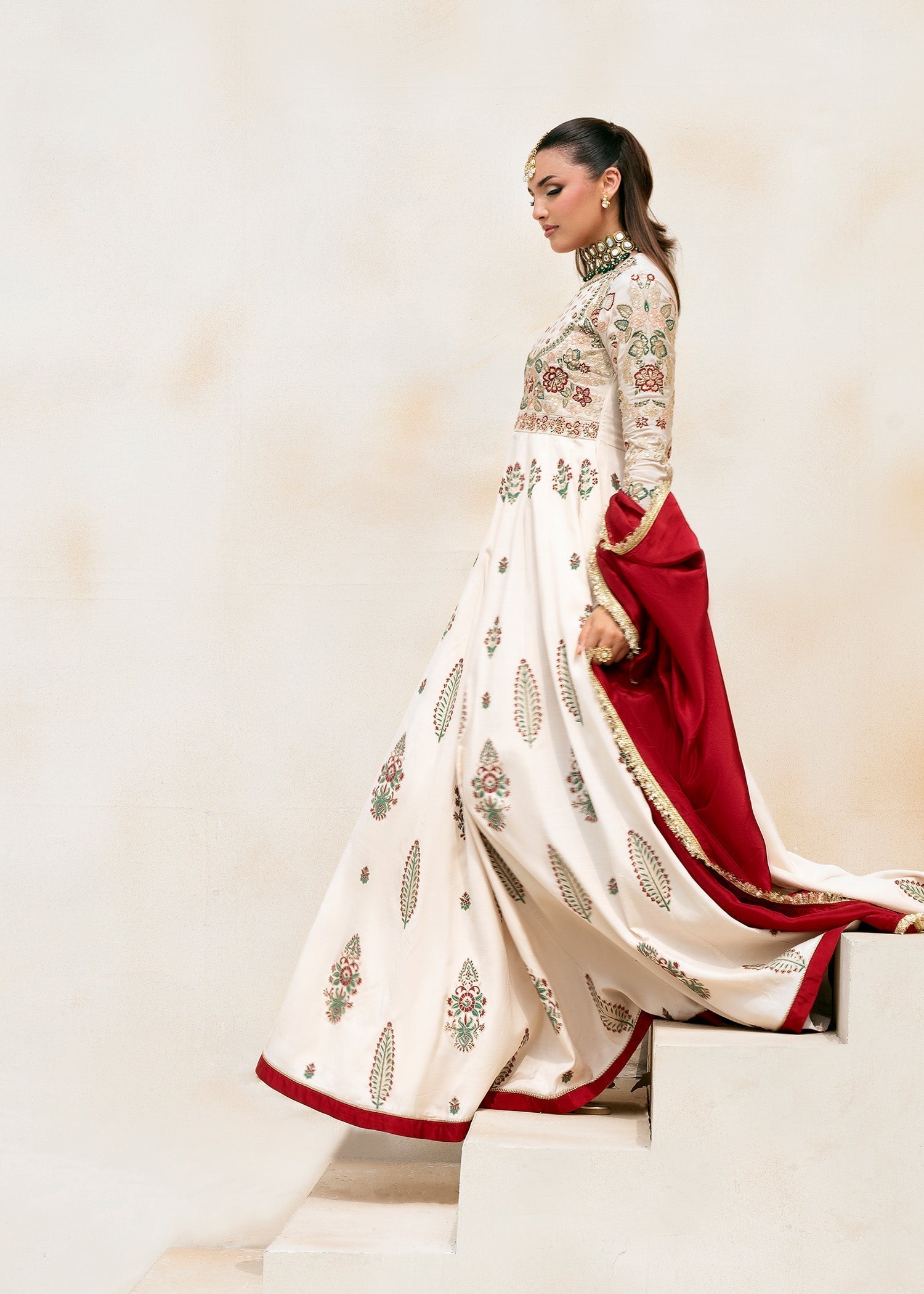 Rang-e-Haya Cheri