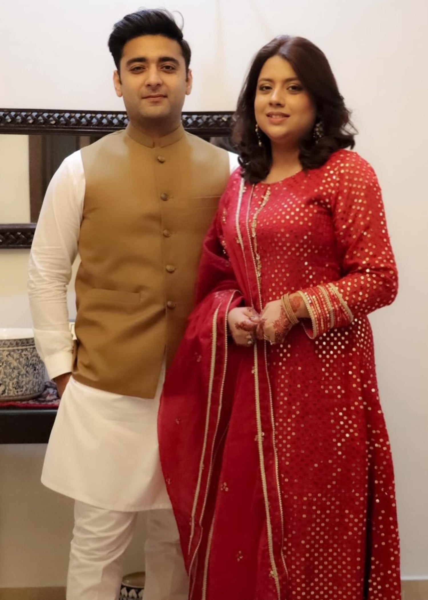 Rang-e-Haya Sifana (Rose red)