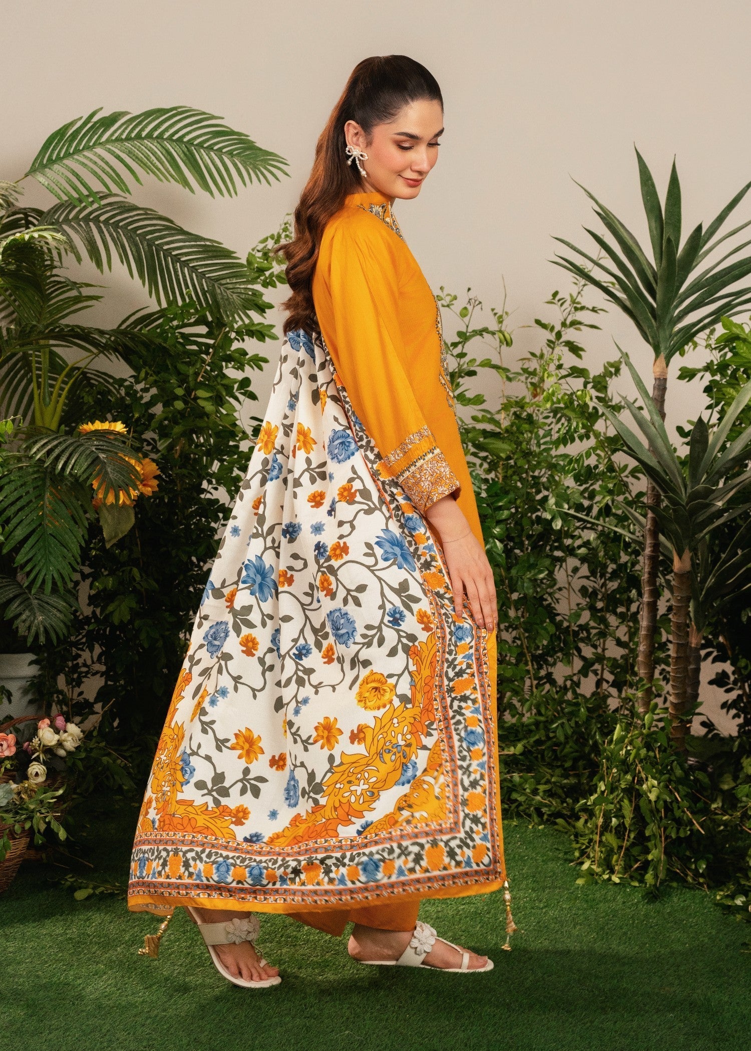 Tehzeeb Libas HAZEL EMBROIDERED 3PC