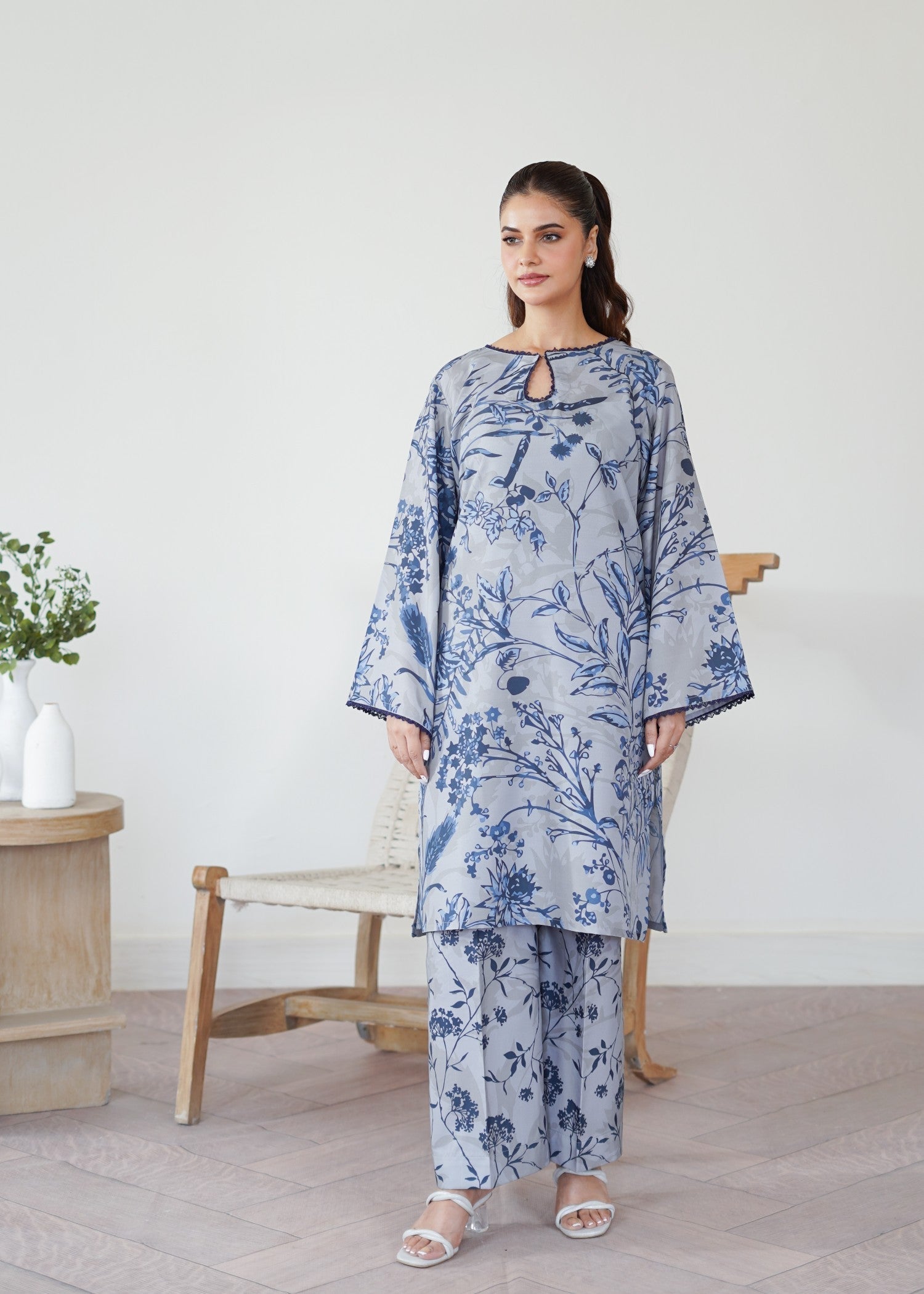 Mohagni CRP-18 2PC STITCHED
