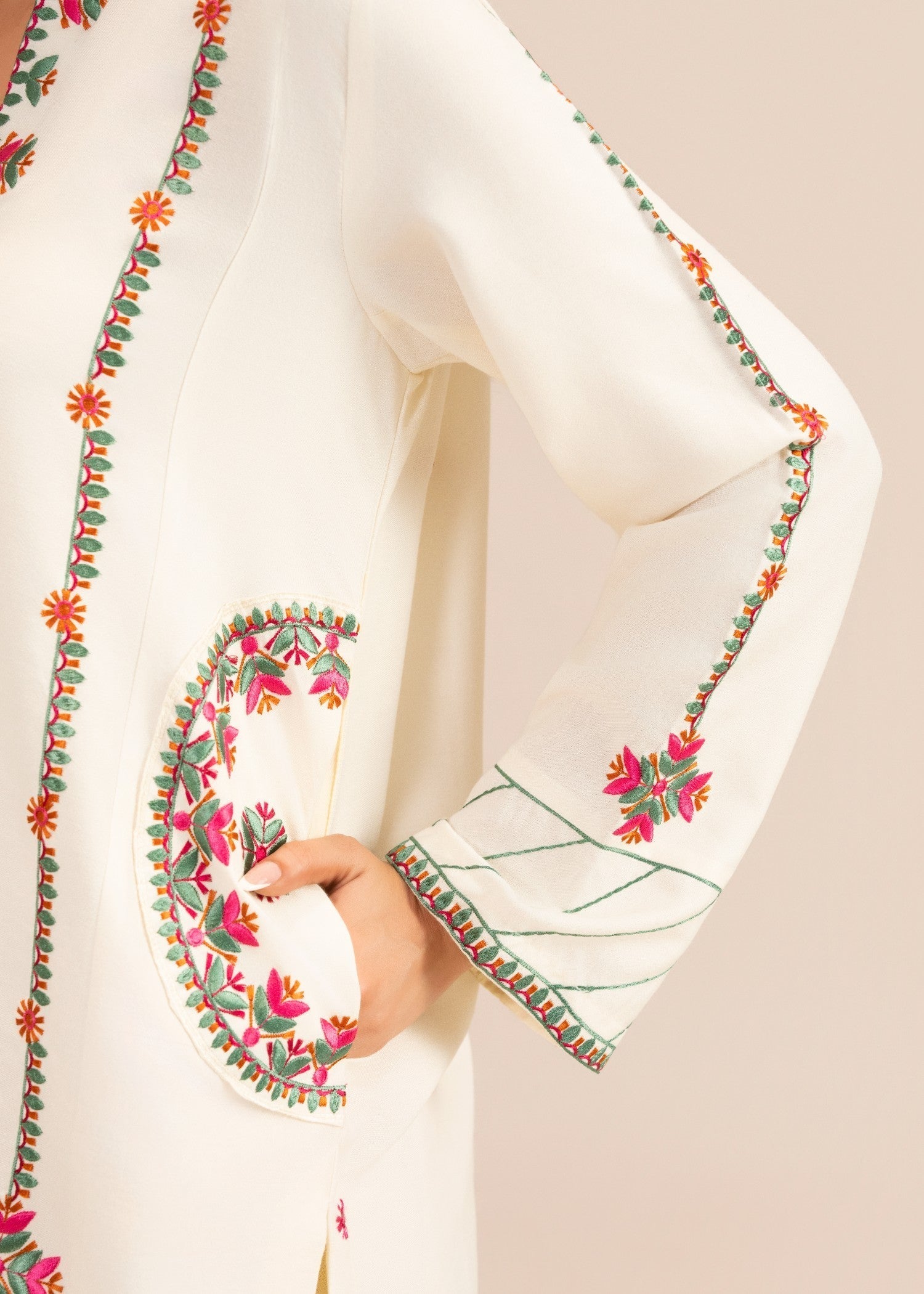 Sahibas By Mirza Fanni White