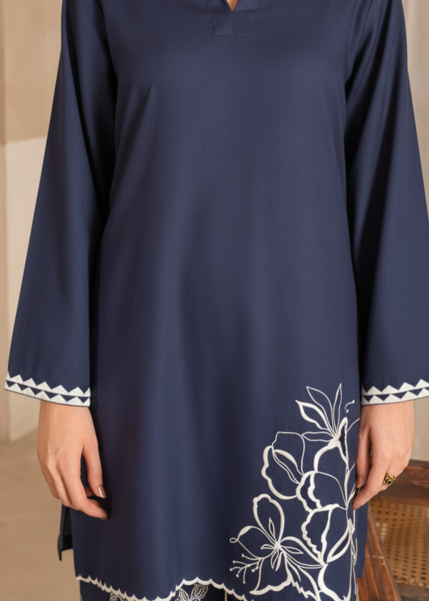 Sahibas By Mirza Nuhra - Blue
