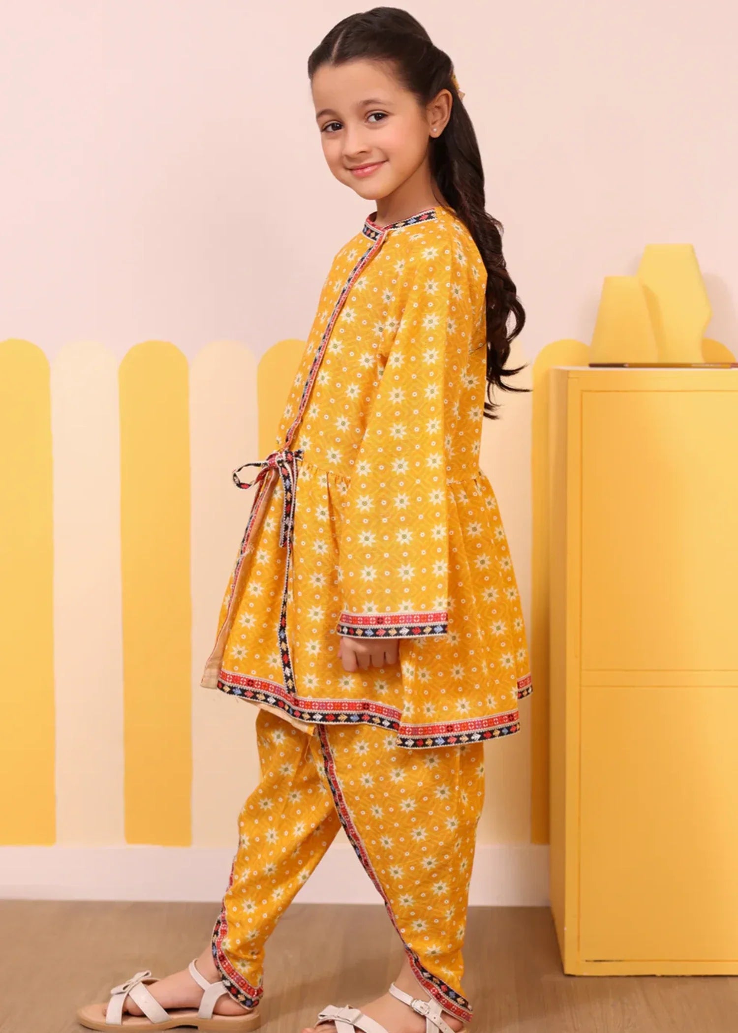 GPW242735 - Yellow