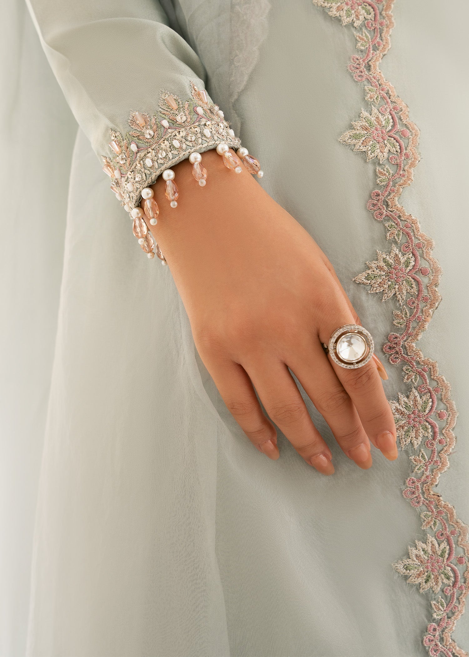 Rang-e-Haya Reve