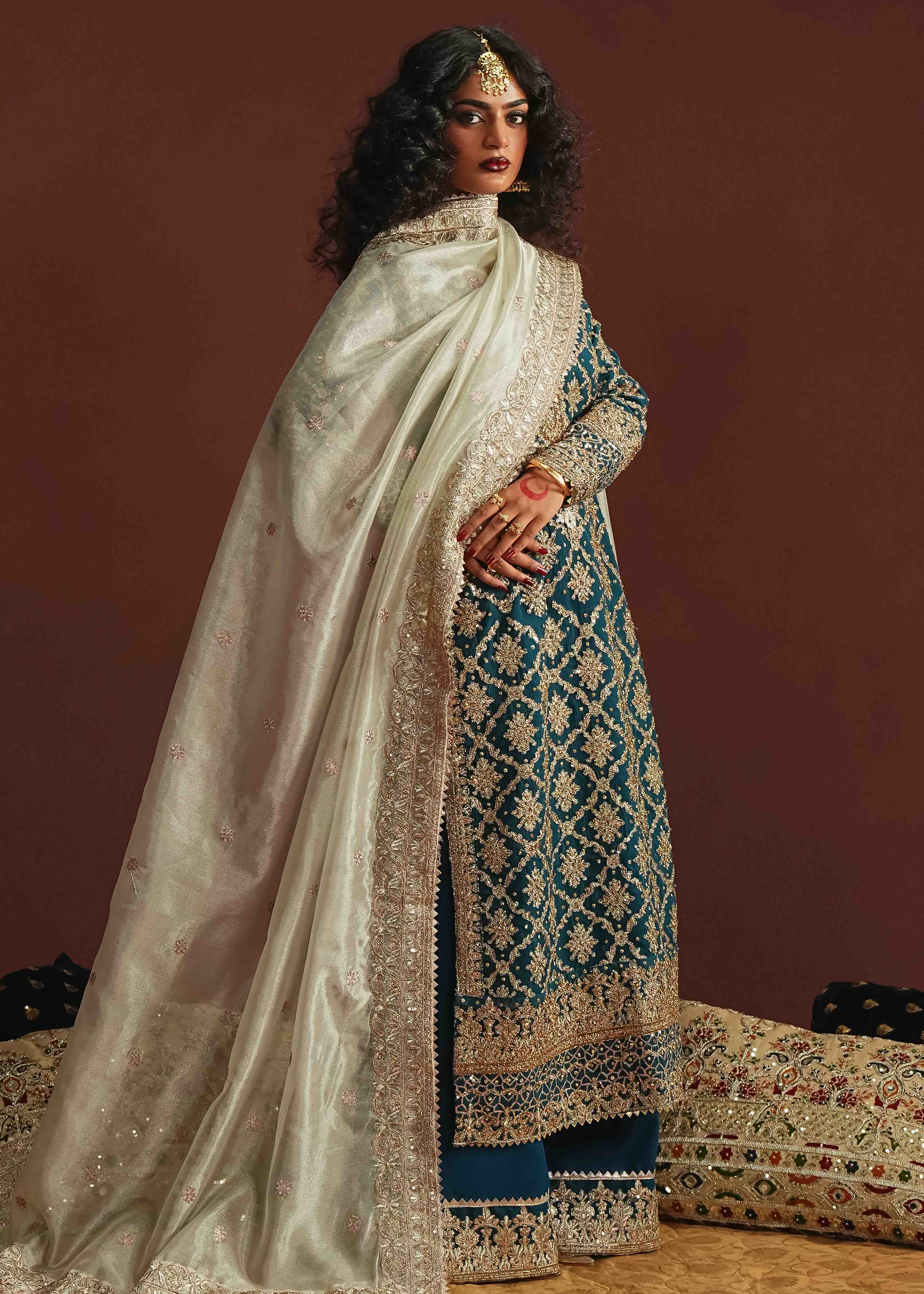 Haseens Official Neelofar