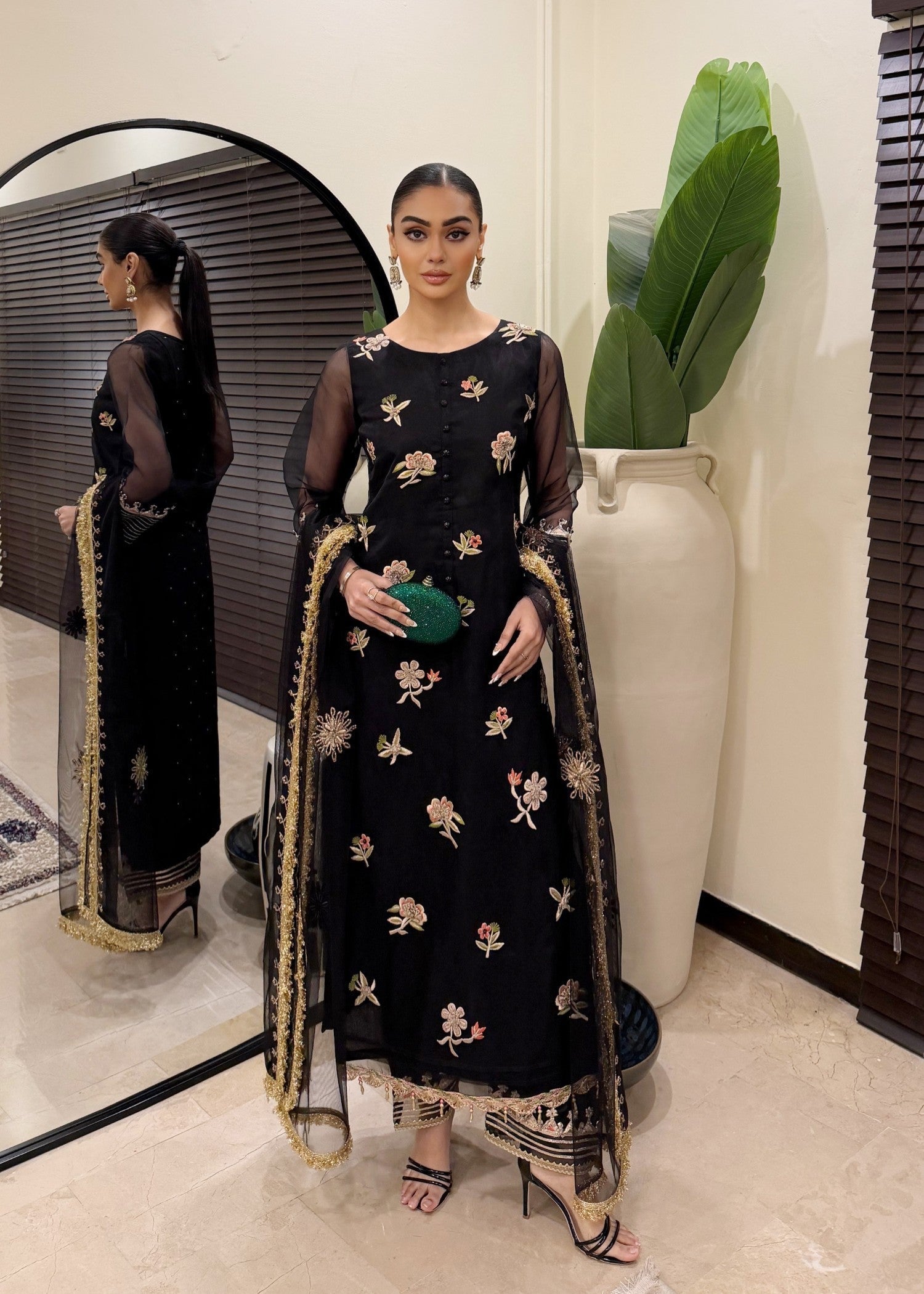 KB By Zufiqar Malik M-111 Black