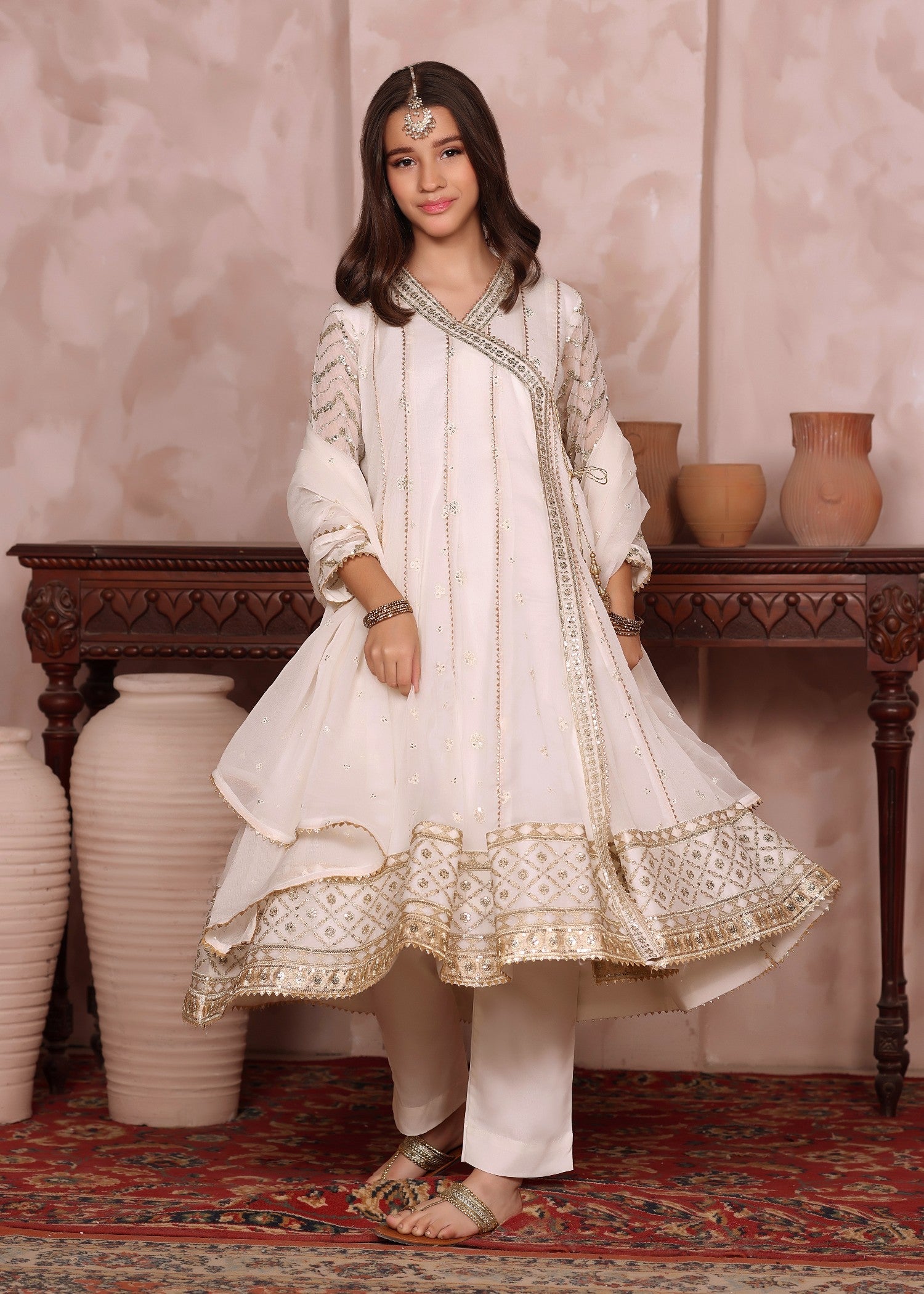NAYAAB-KIDS-OFF-WHITE-3 - Pieces