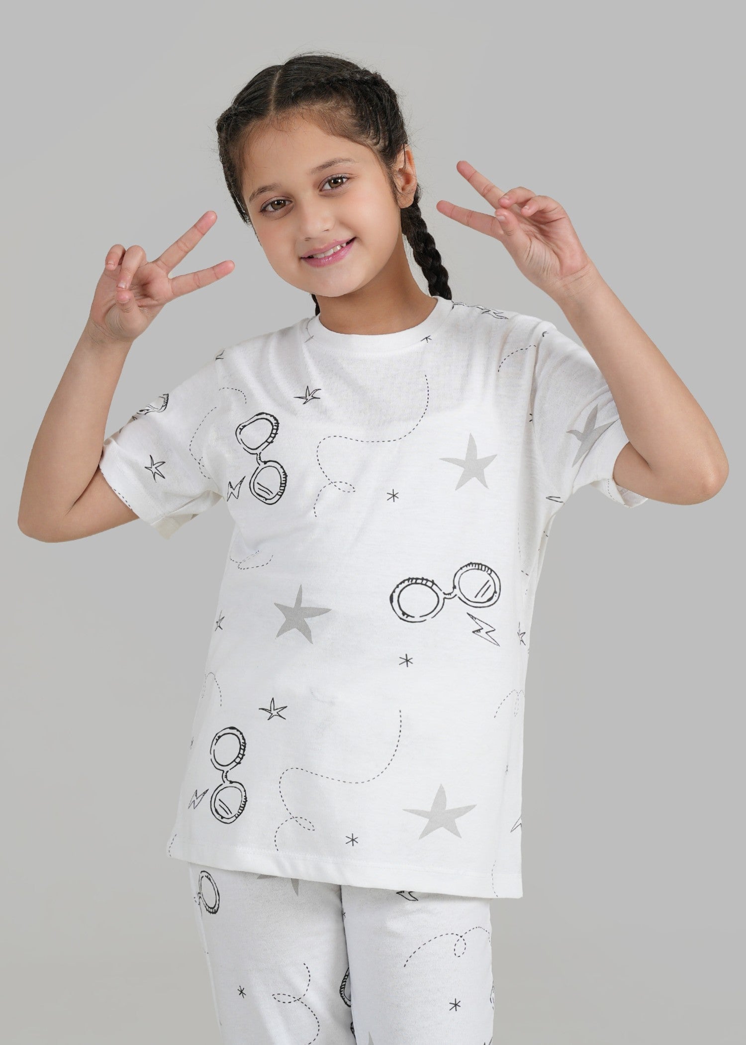 GIRLS-ALL-OVER-PRINTED-SOFT-COTTON-NIGHT-SUIT-1