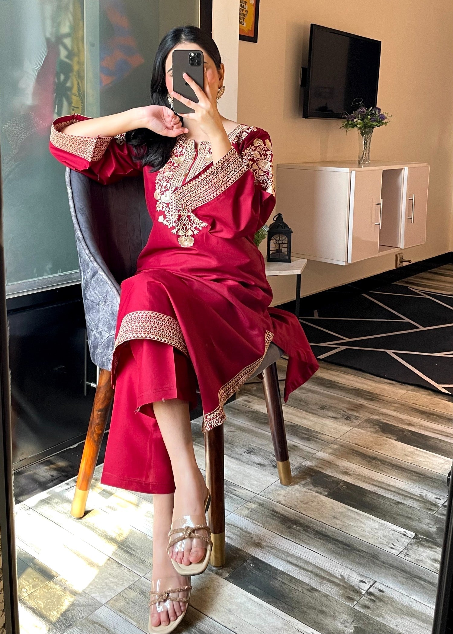 LAIBA-MAROON-ELEGANCE-EMBROIDERED-2PC