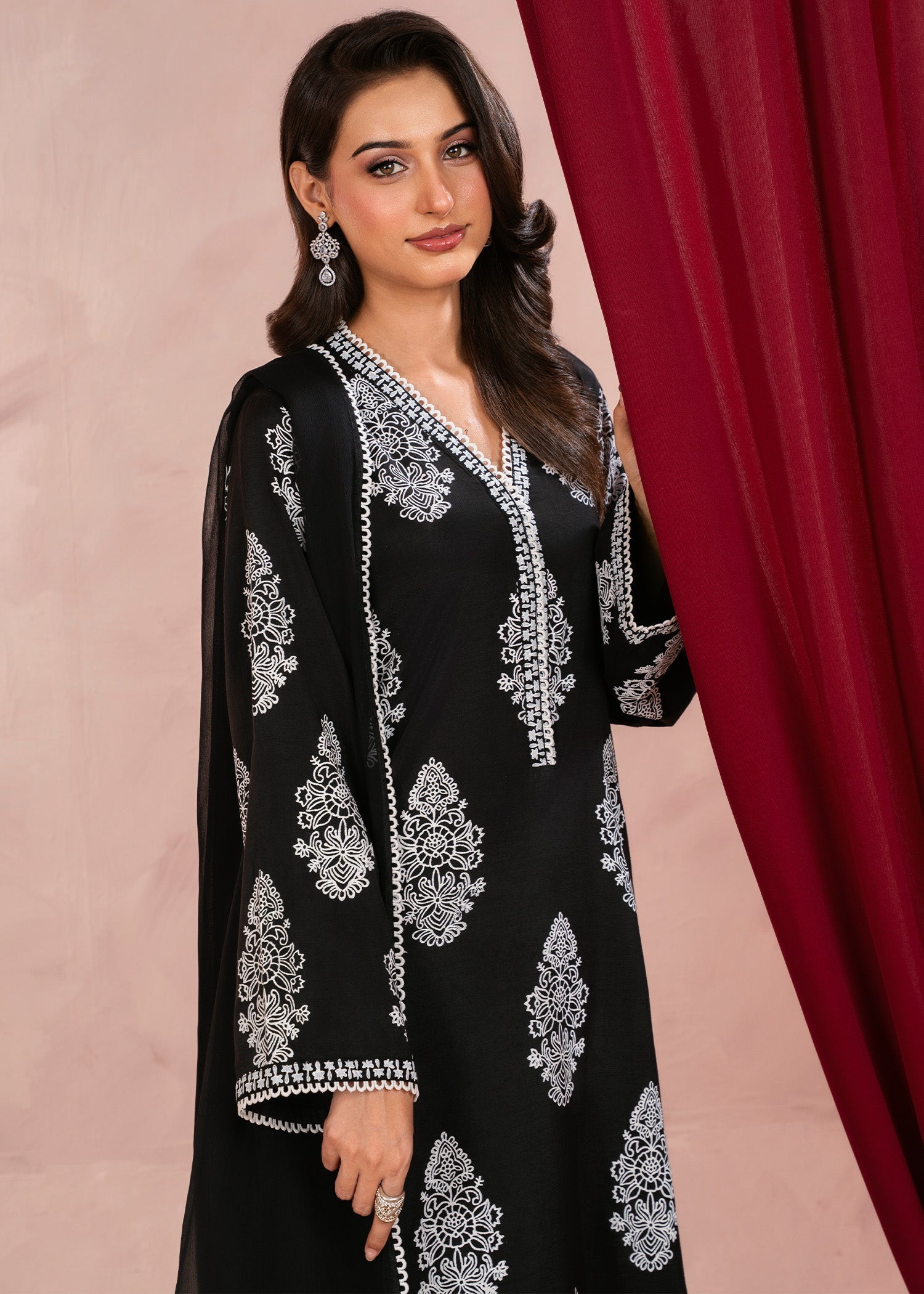 Rang-e-Haya Dew Drop (Black)