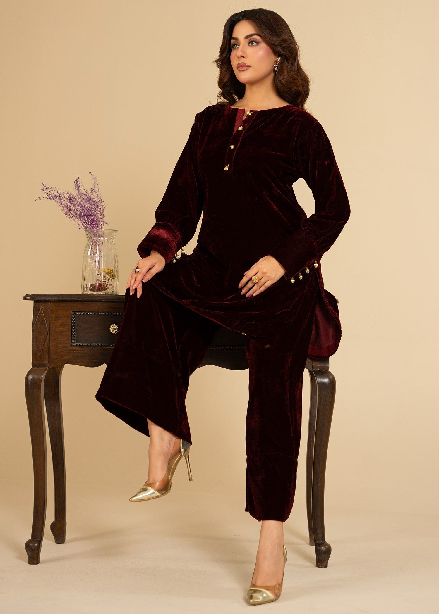 MAROON-LUXE-1