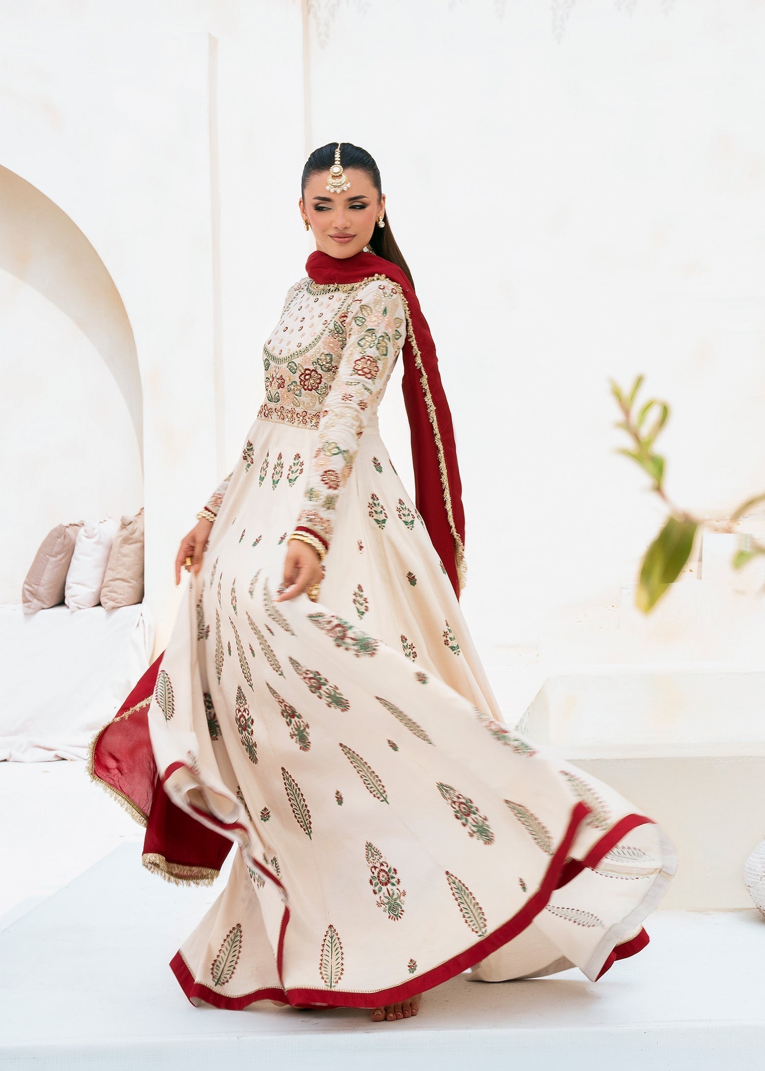 Rang-e-Haya Cheri