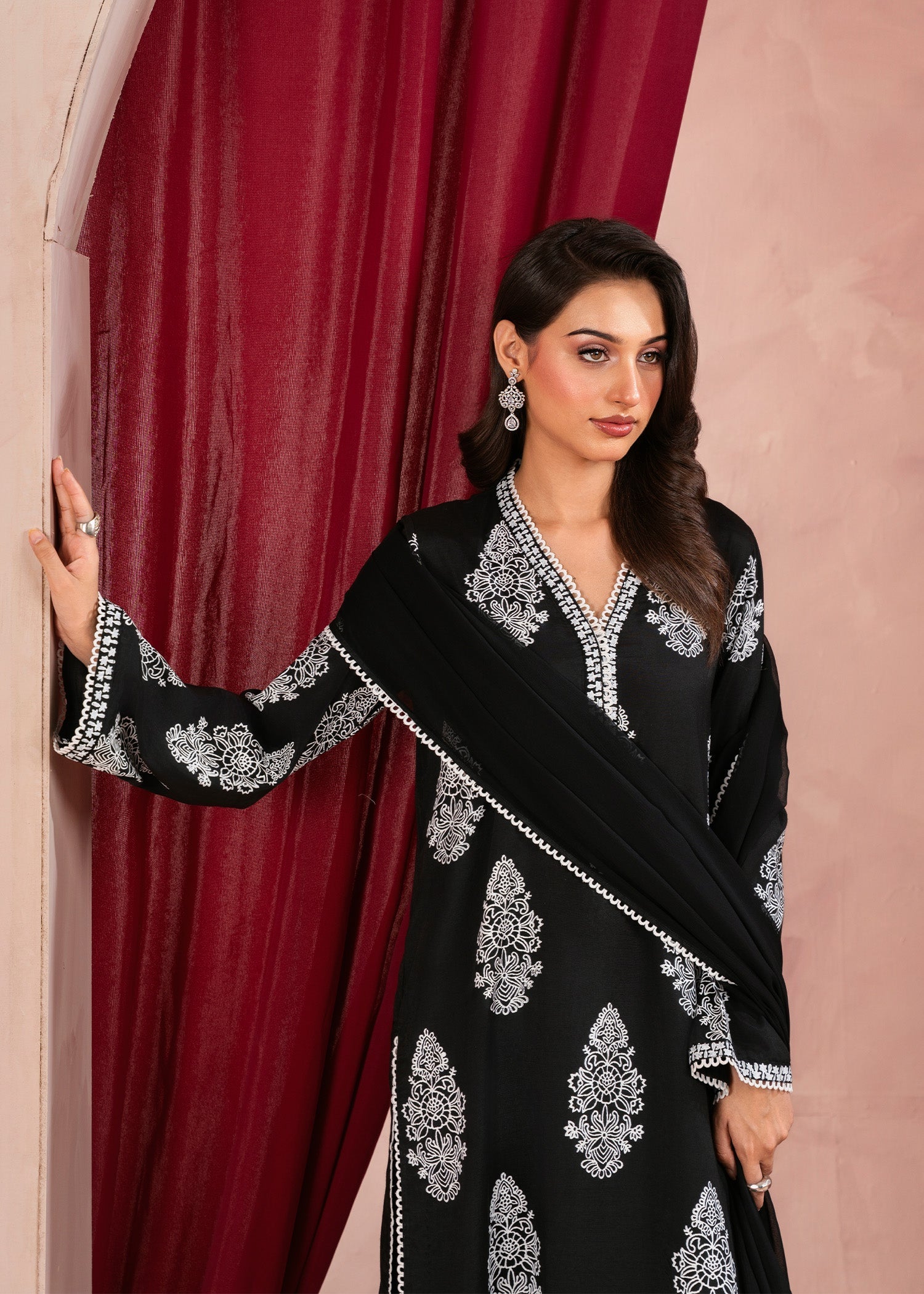 Rang-e-Haya Dew Drop (Black)
