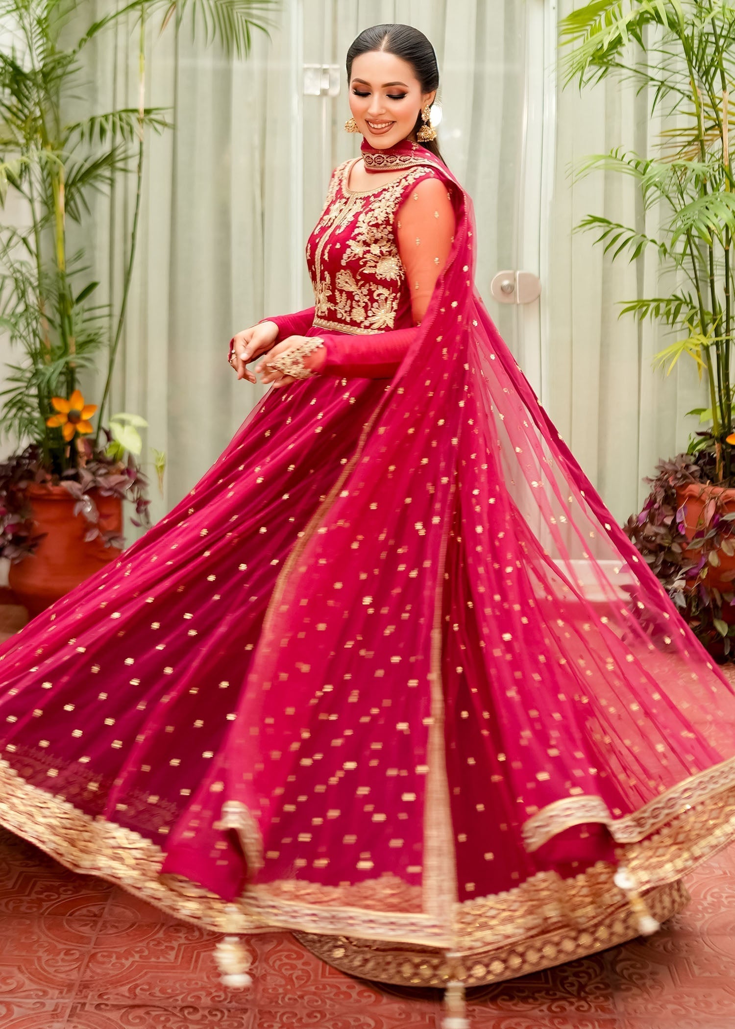 Rang-e-Haya Rosella (Maroon)