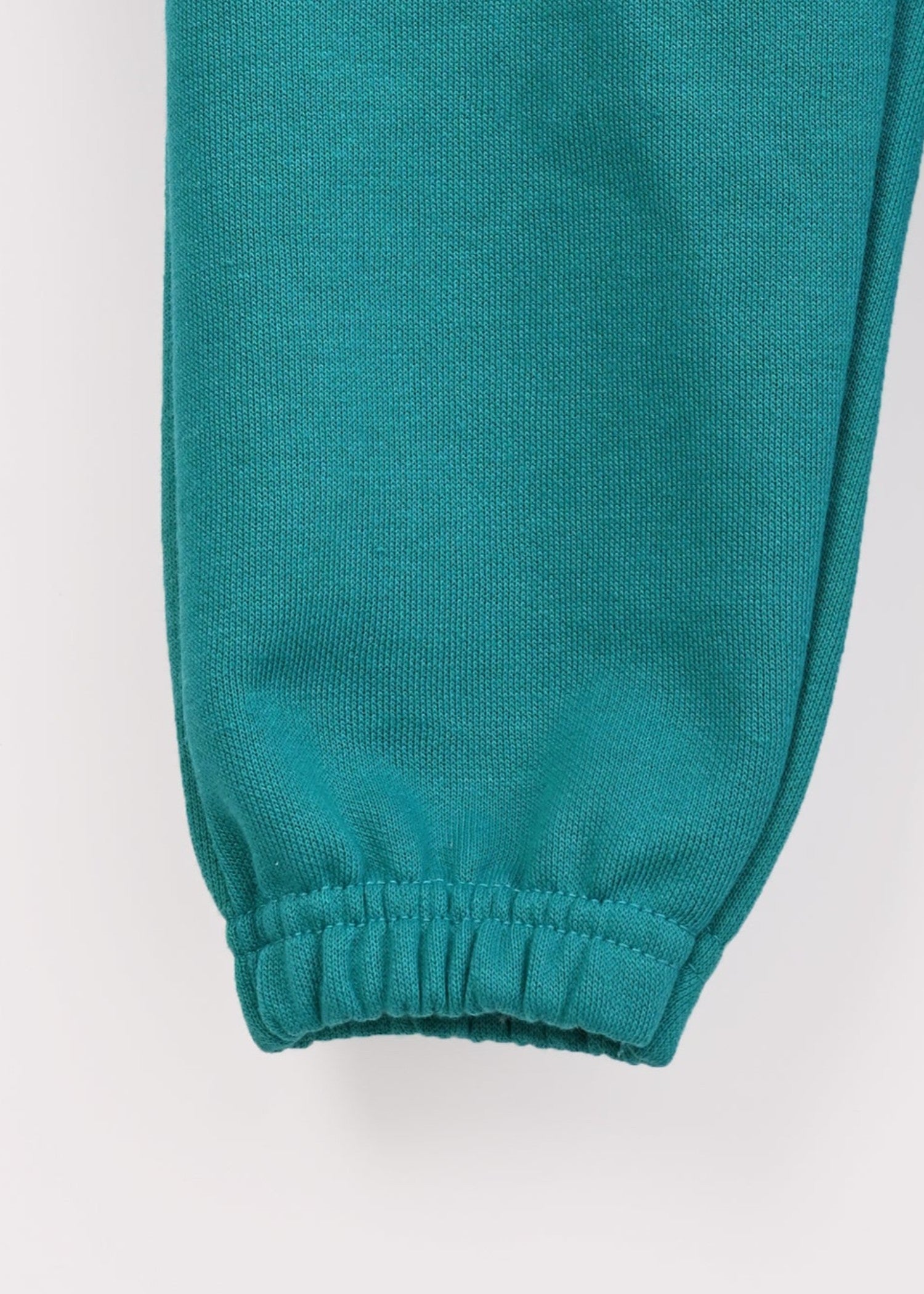 GRAPHIC-GREEN-FLEECE-SUIT