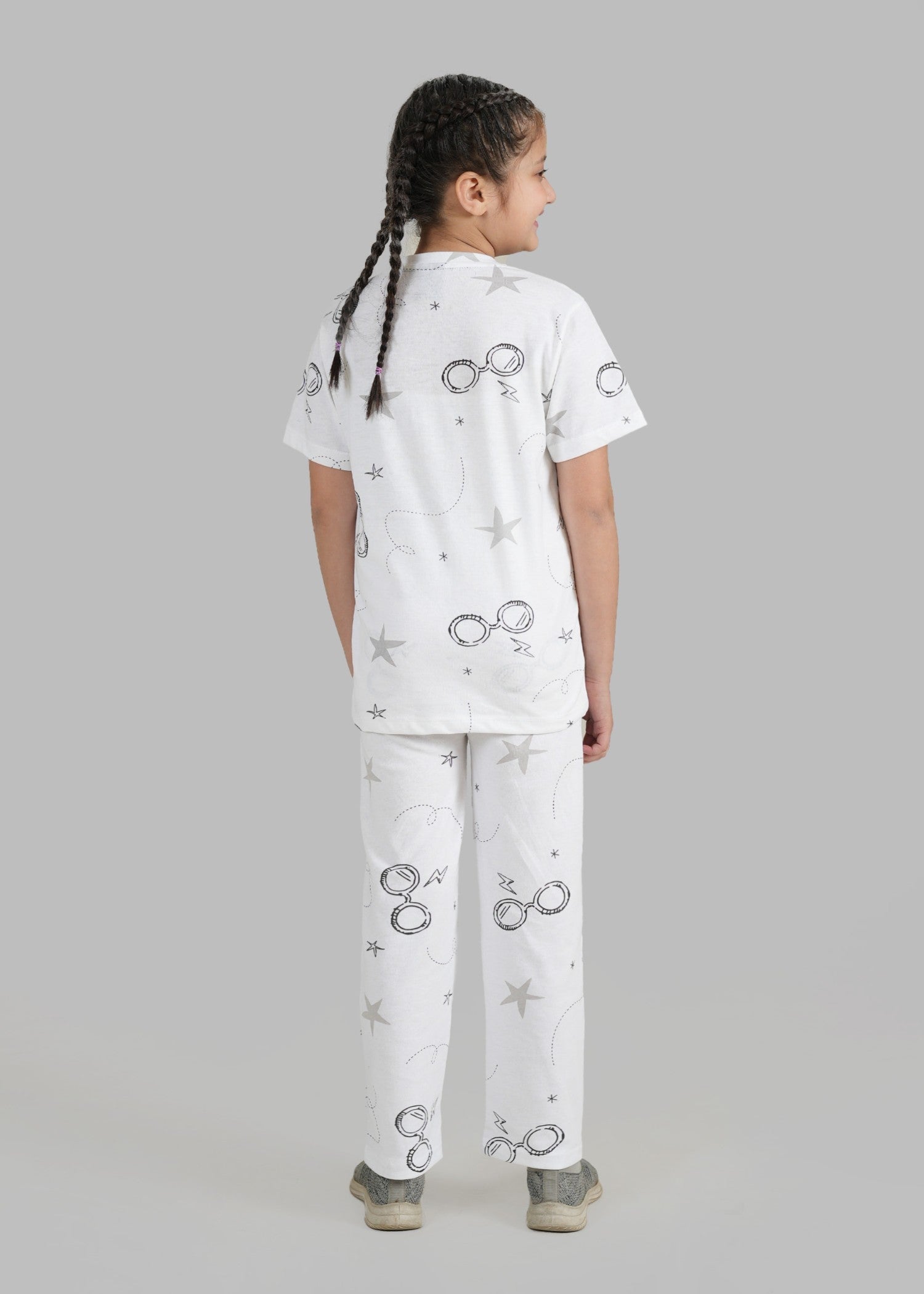 GIRLS-ALL-OVER-PRINTED-SOFT-COTTON-NIGHT-SUIT-1