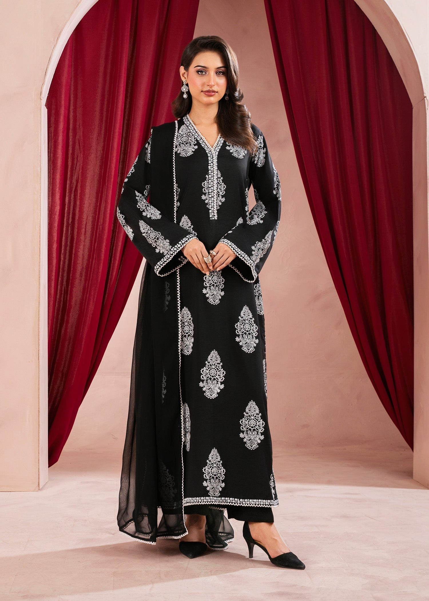 Rang-e-Haya Dew Drop (Black)