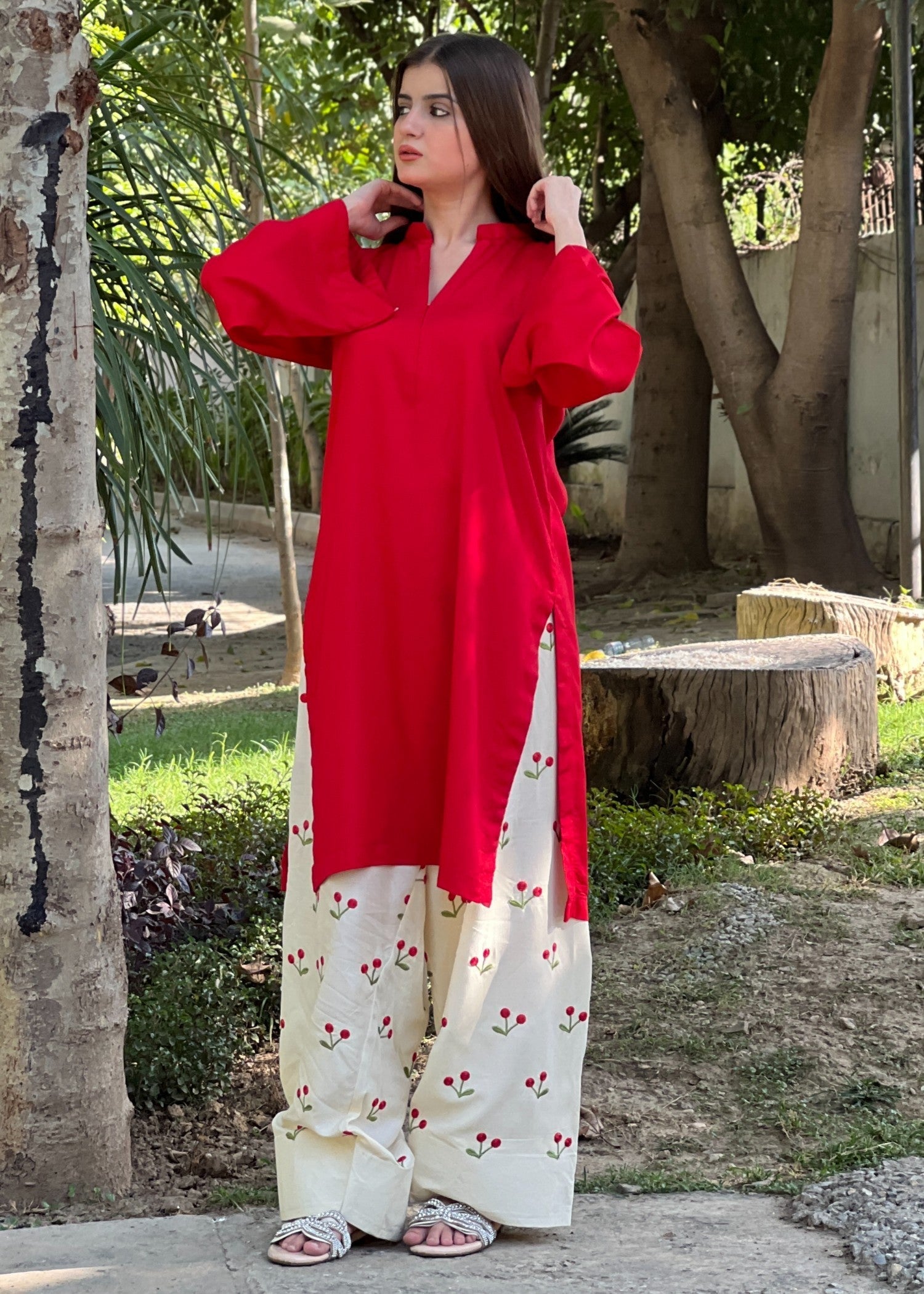 Tehzeeb Libas LAL PARI EMBROIDERED 2PC