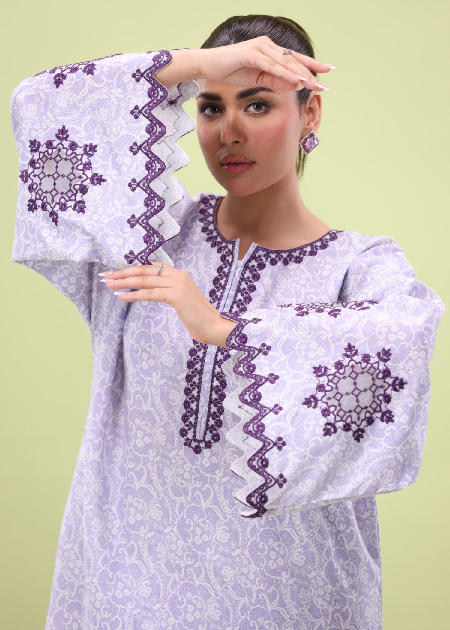 Mohagni LP-16 2PC LAWN STITCHED
