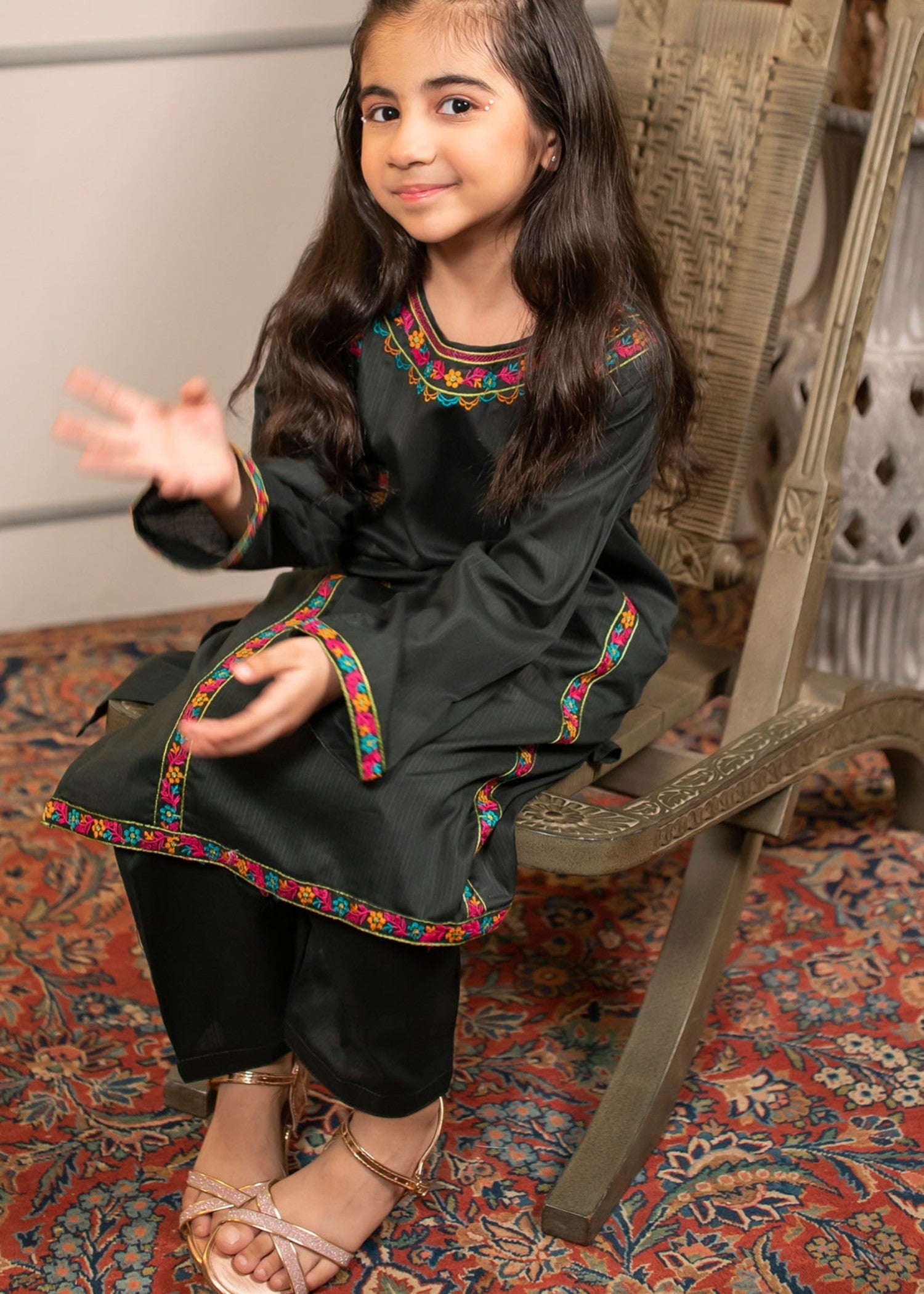 COTTON-EMBROIDERED-2-06 - Pc Suit Inemc
