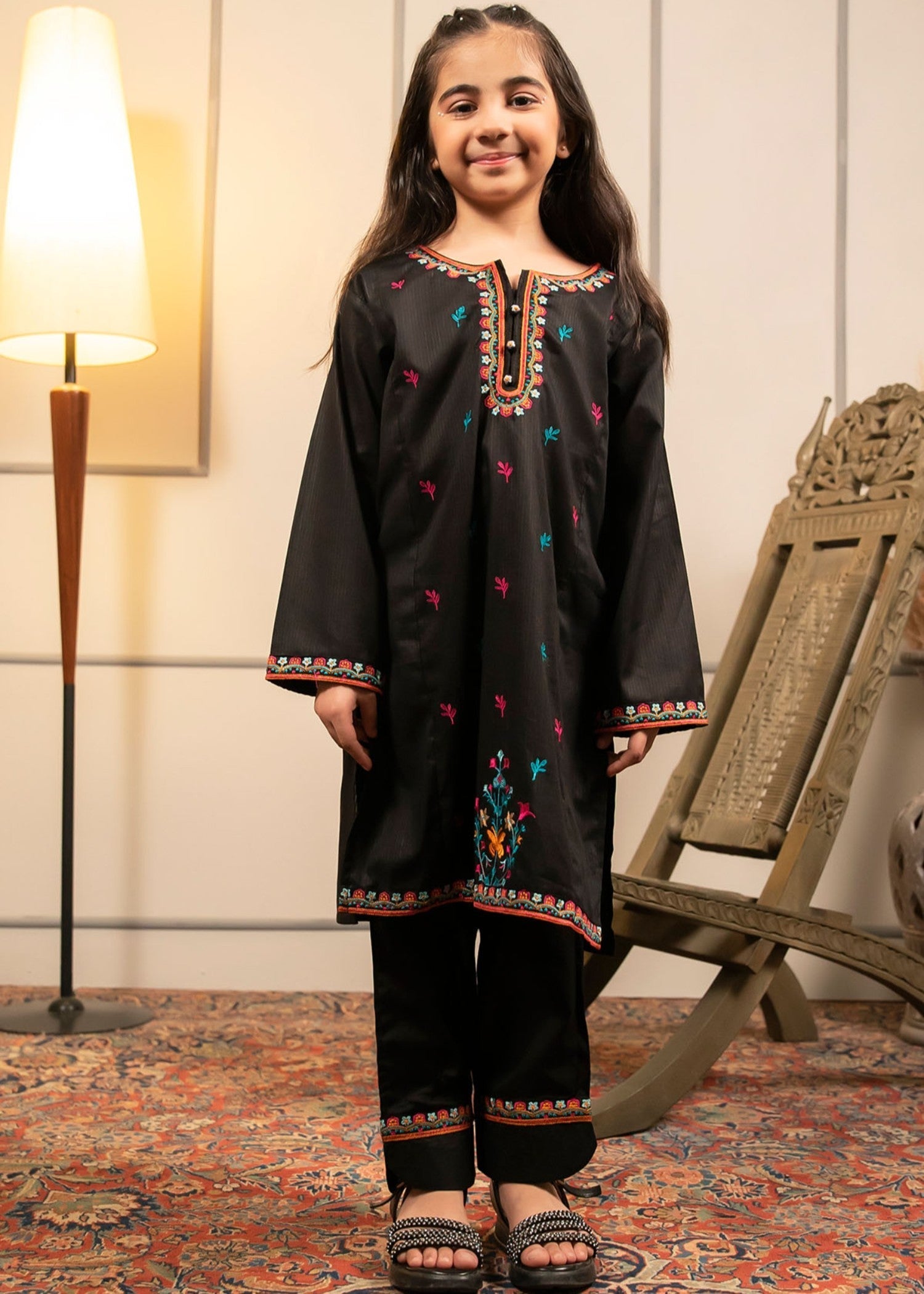 COTTON-EMBROIDERED-2-05 - Pc Suit Inemc